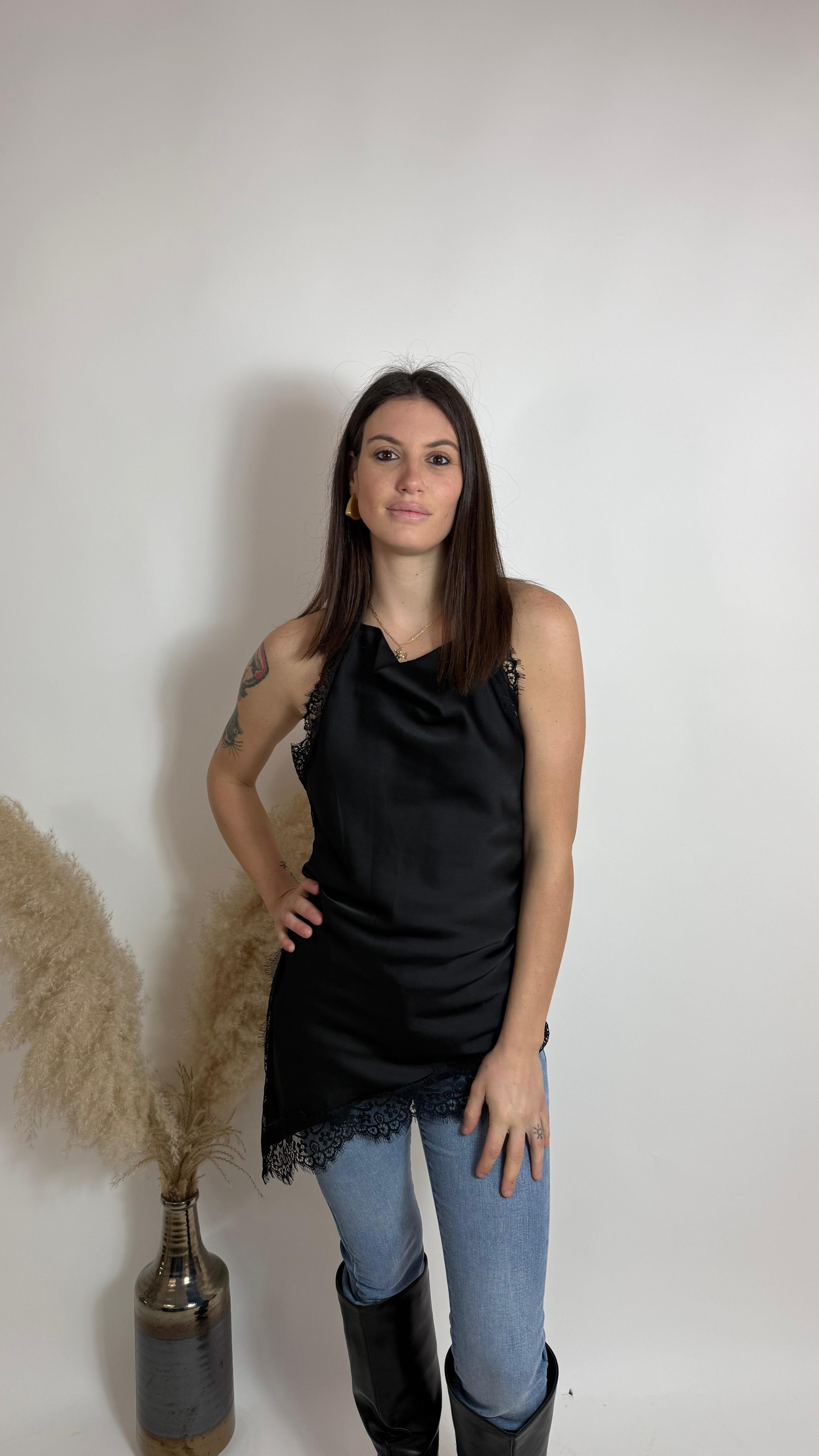 Top America Silk & Lace