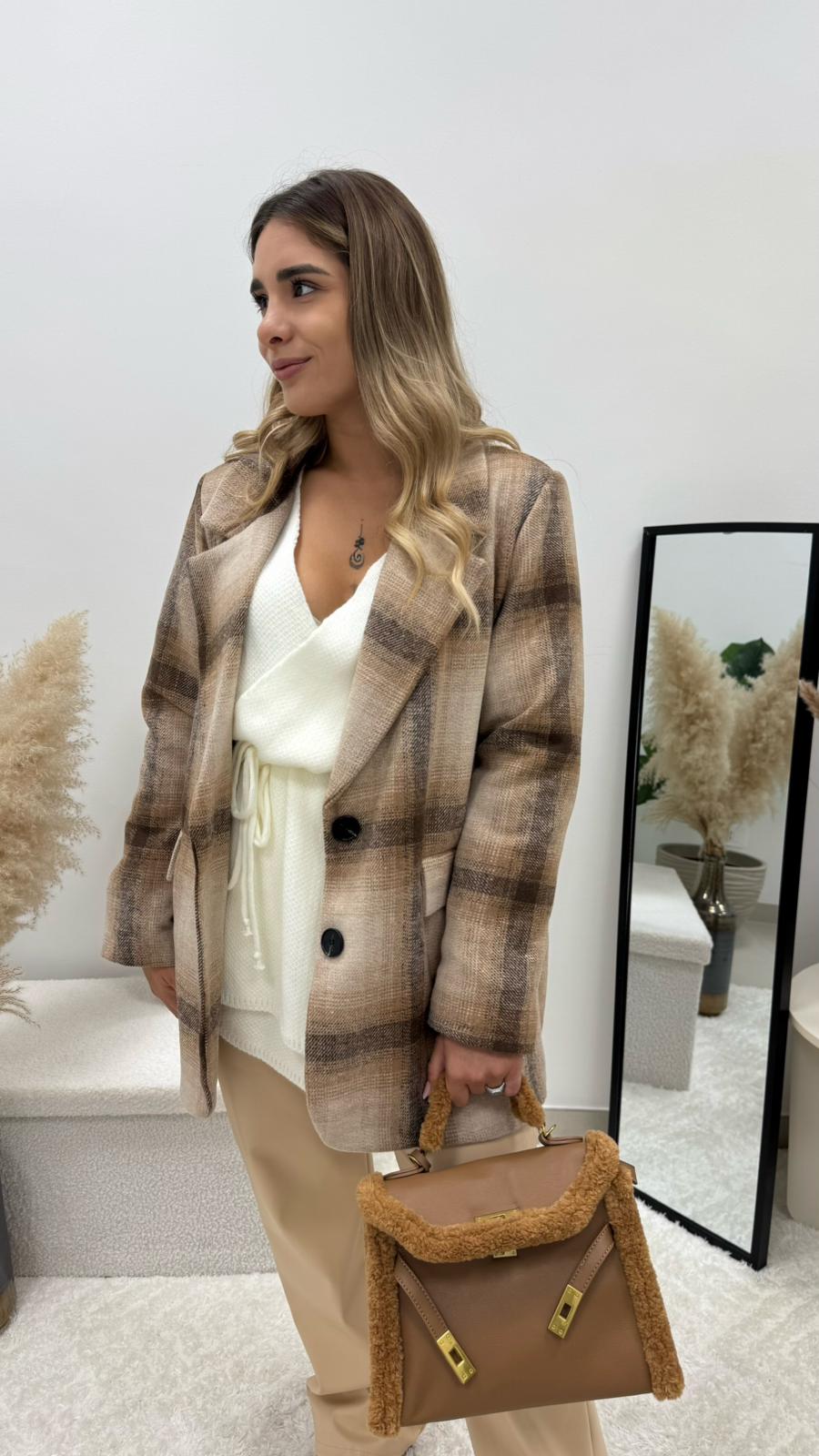Cozy Coat Quadri Toni Neutri