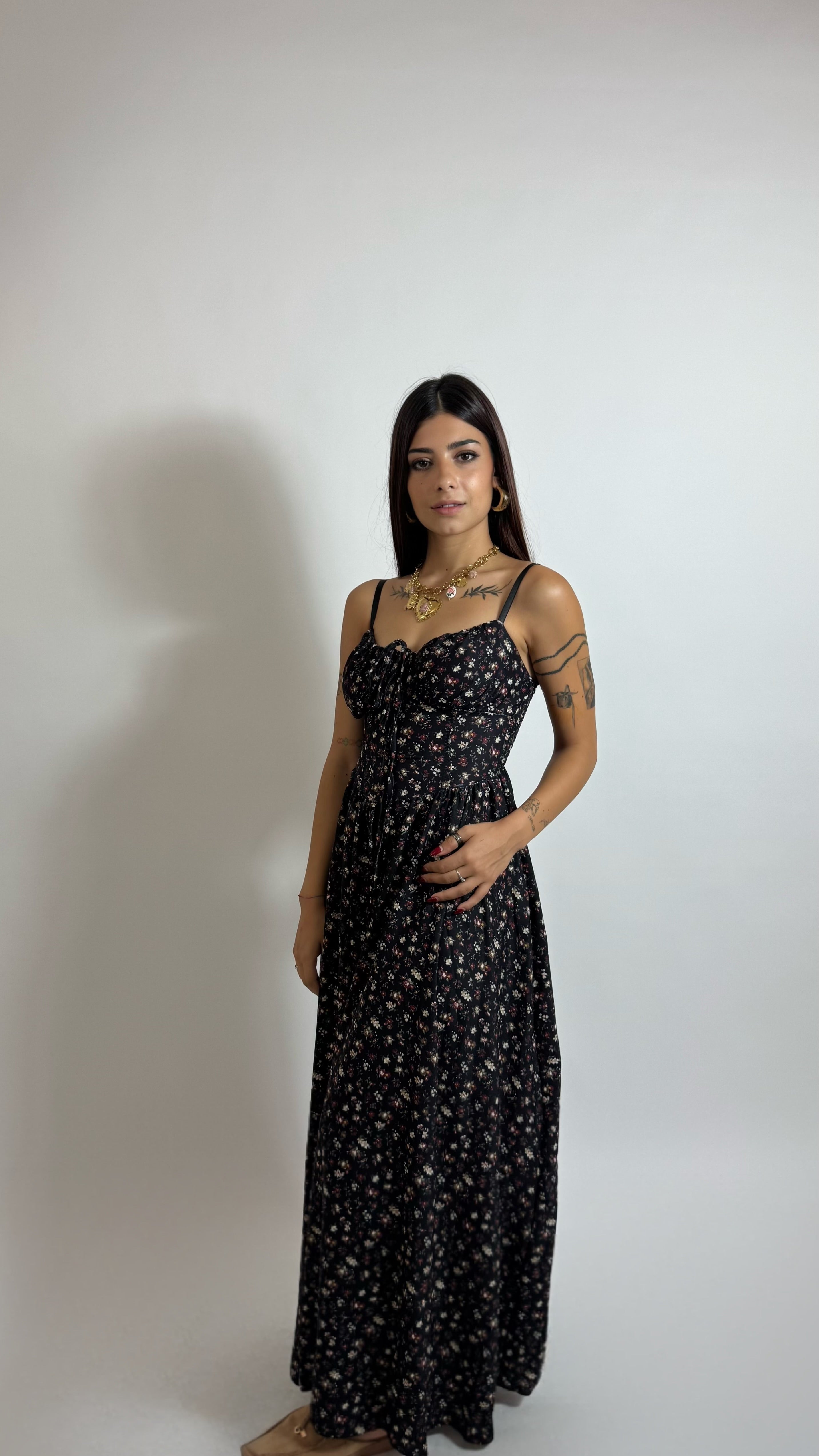 Abito Greta Flowers Nero
