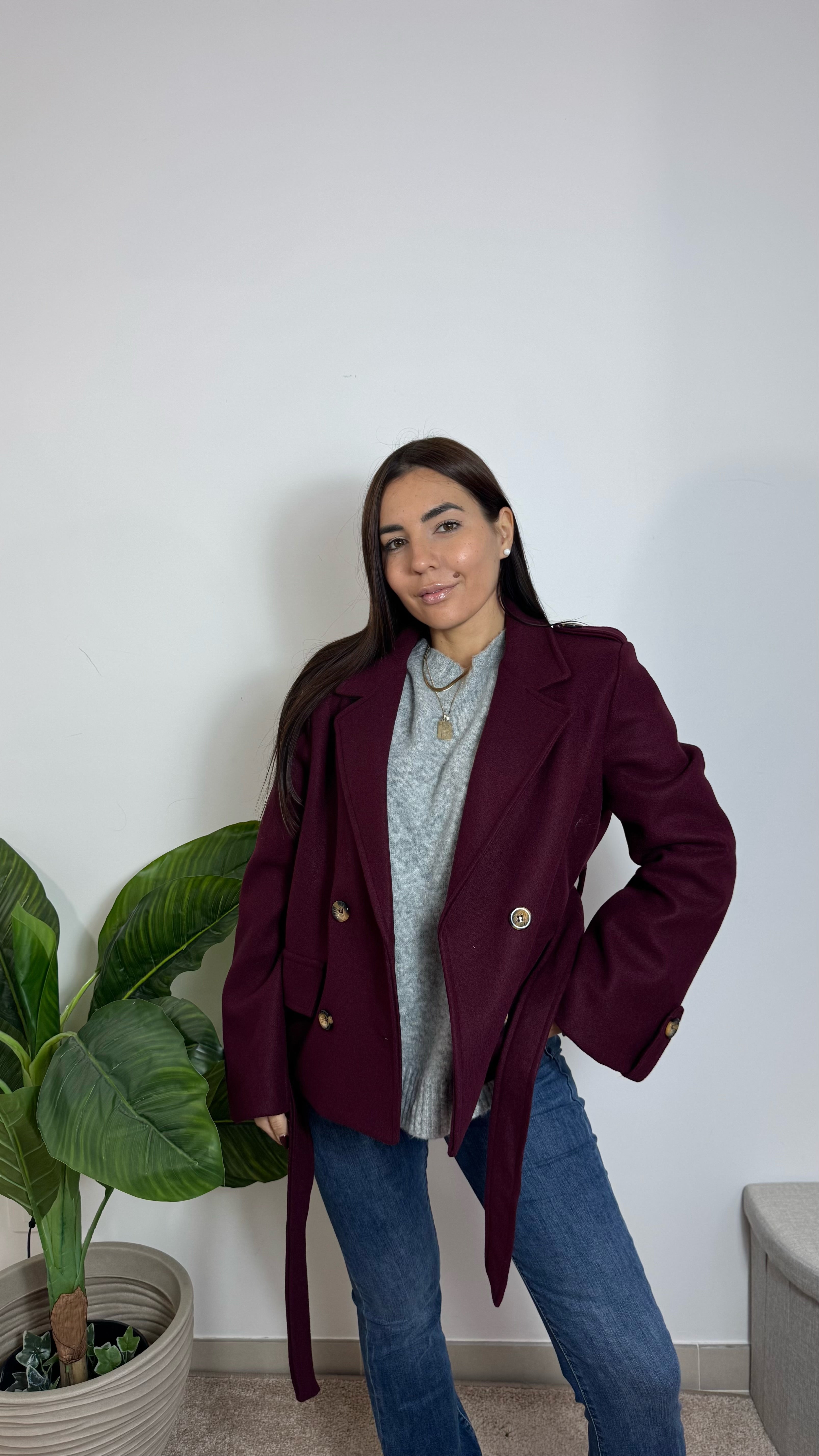 Mini Coat Con Cinta Burgundy