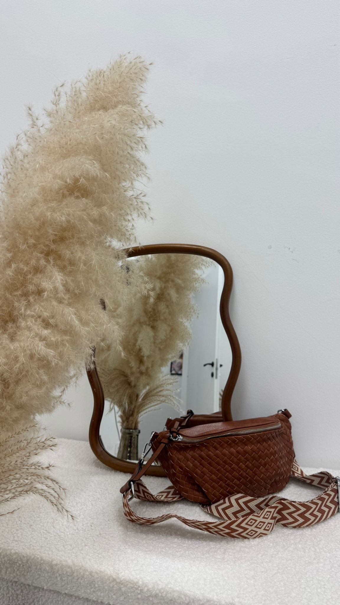 Bag Marsupio Weave Cuoio