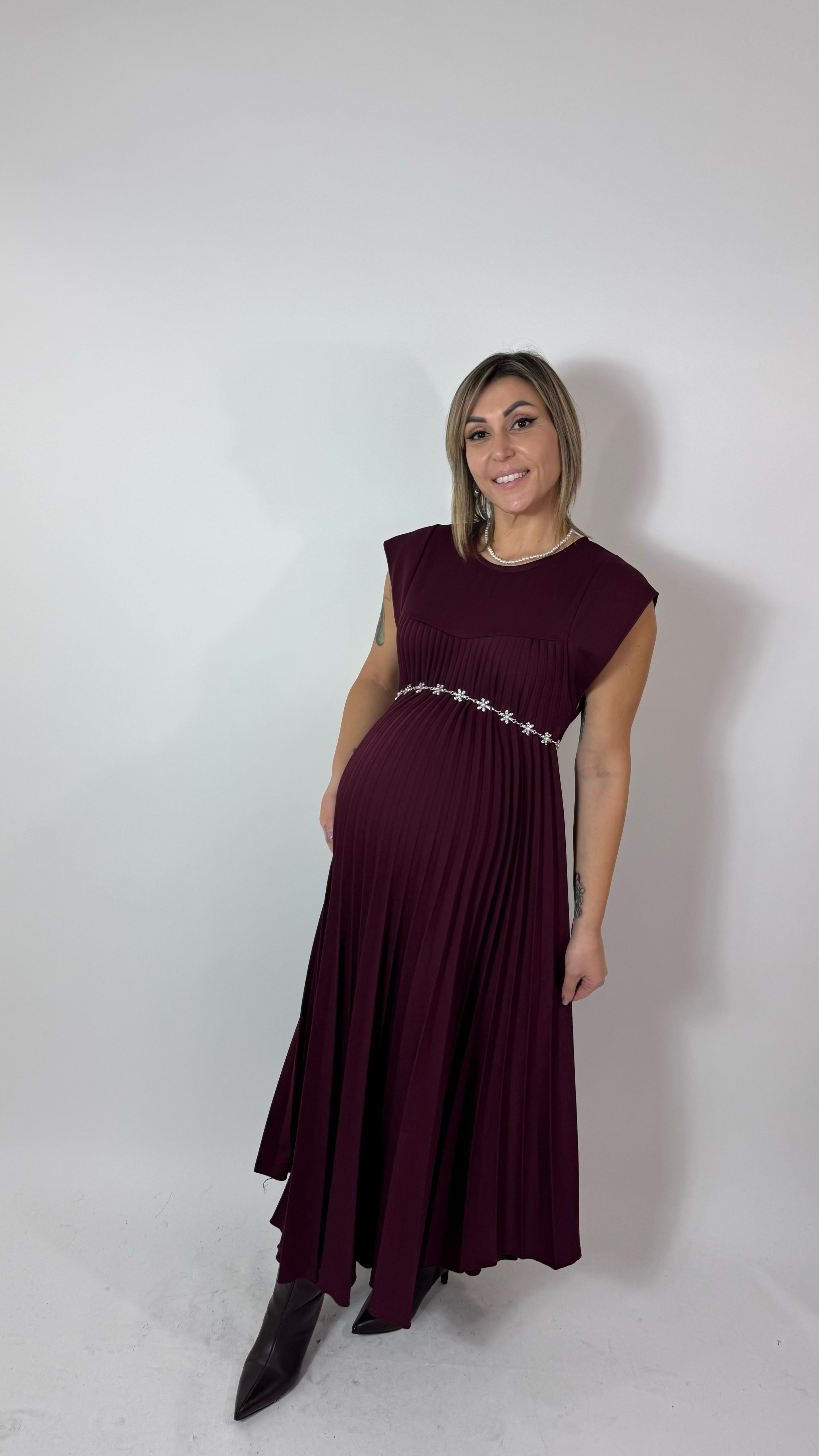 Abito Plissé Elegance Burgundy