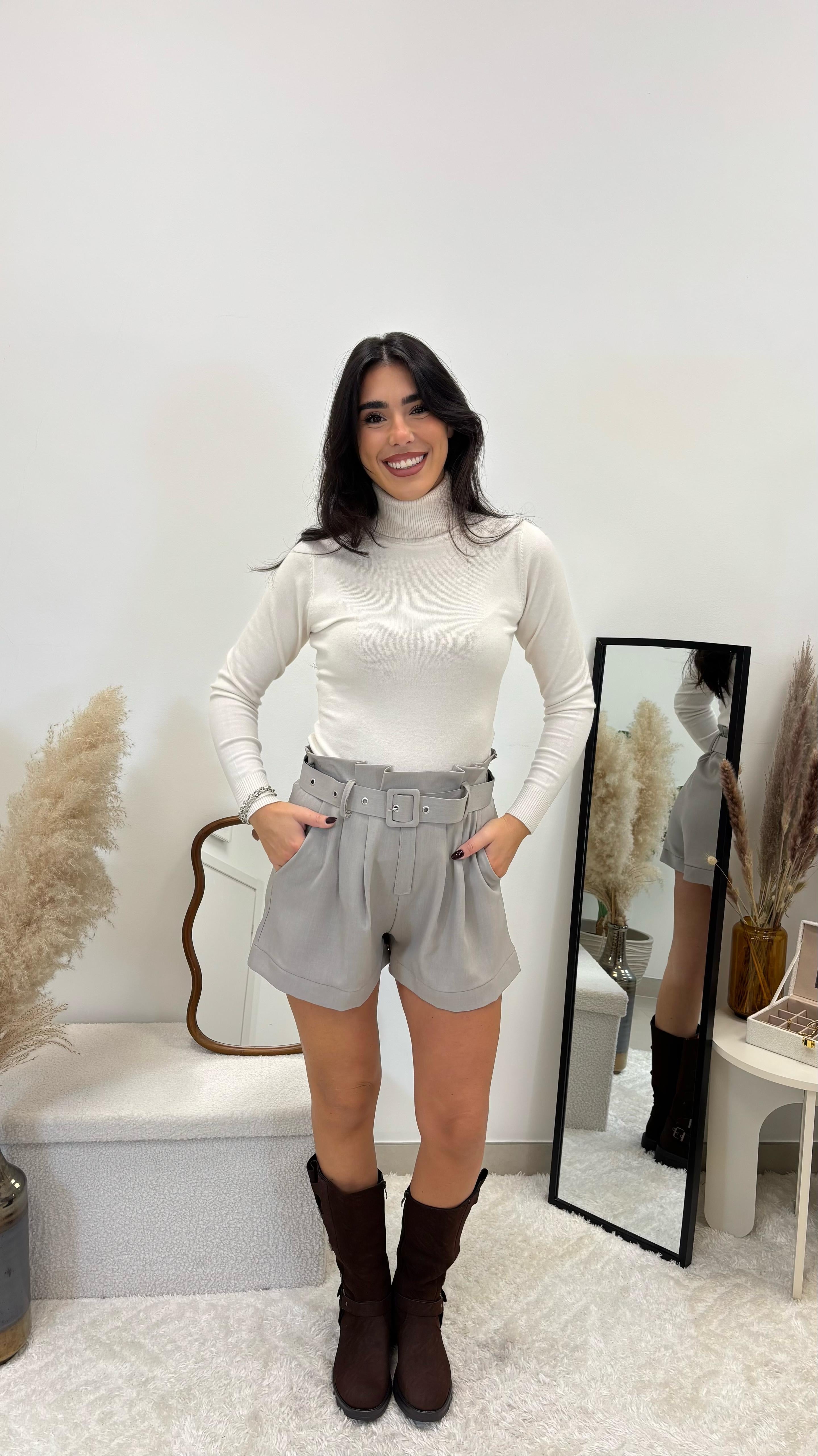 Shorts Tessuto Classico con Cinta Tortora
