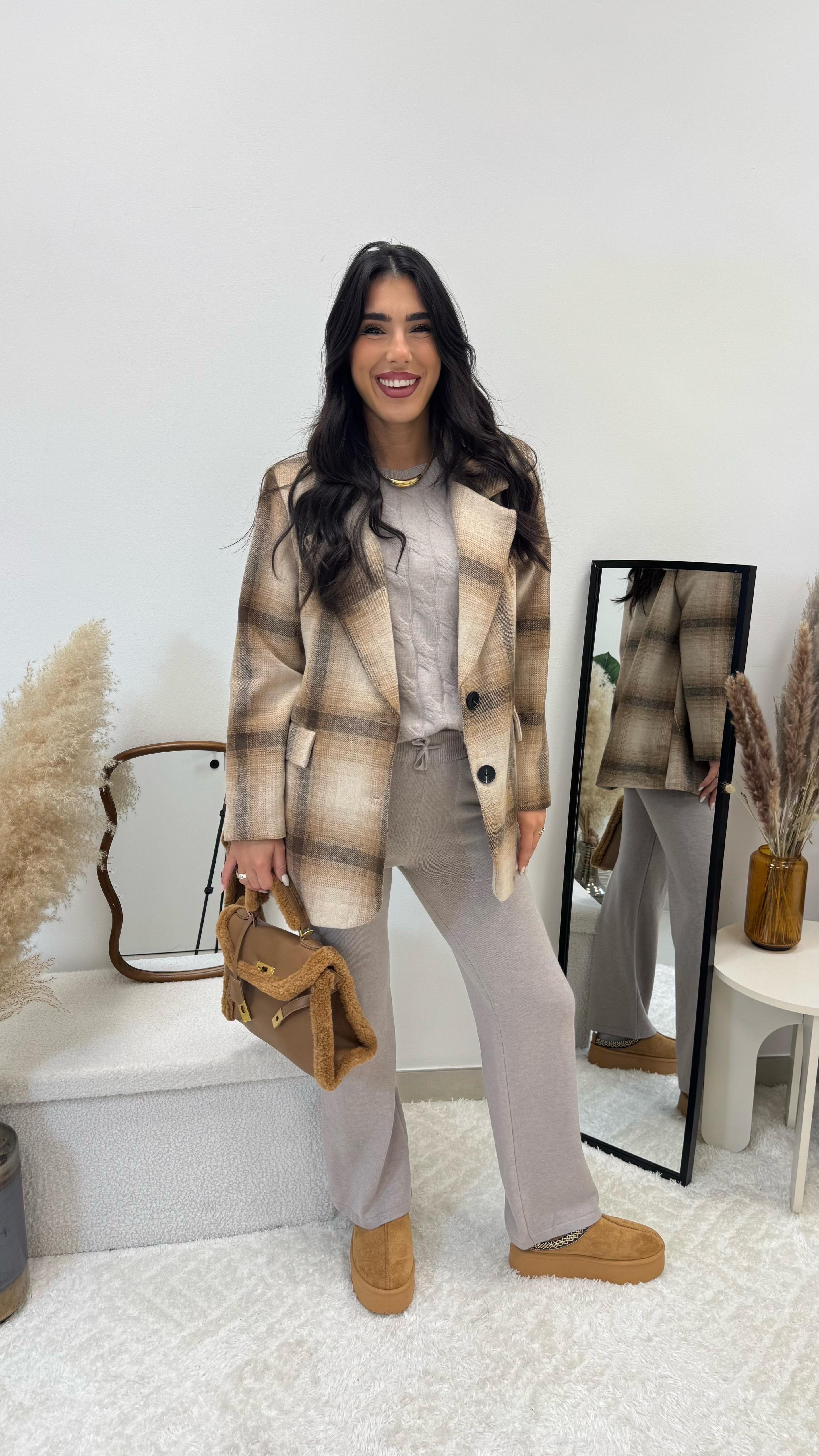 Cozy Coat Quadri Toni Neutri