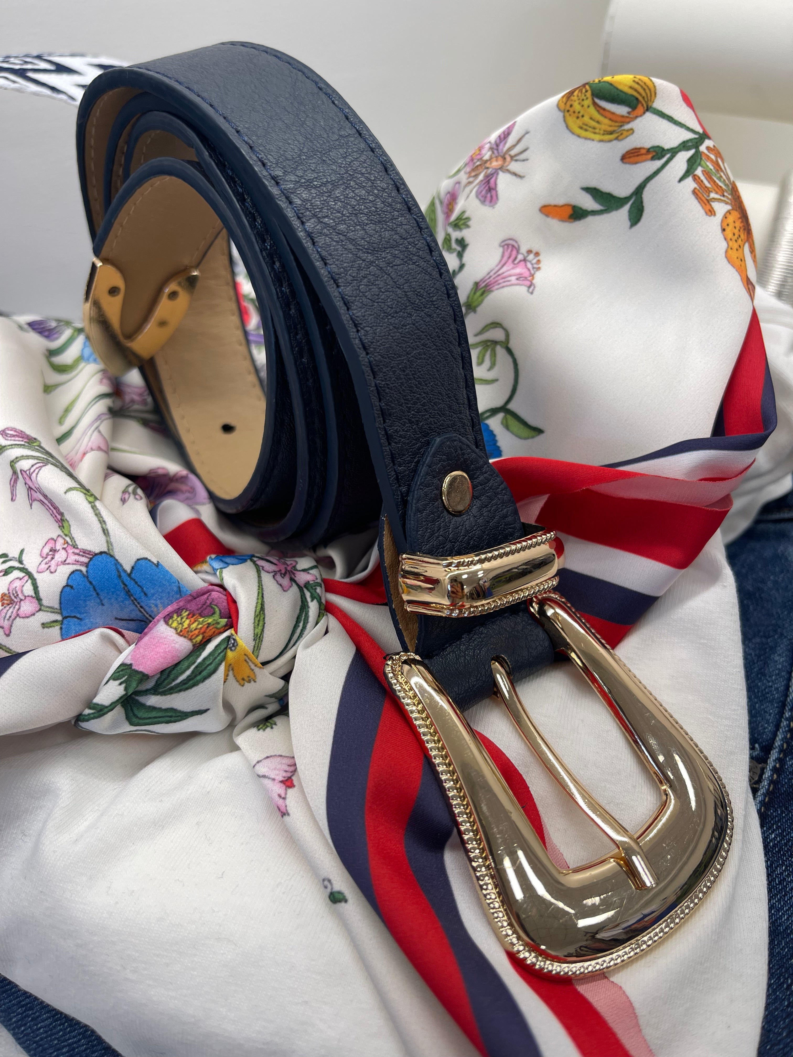 Cinta Blu Notte Fibbia Oro