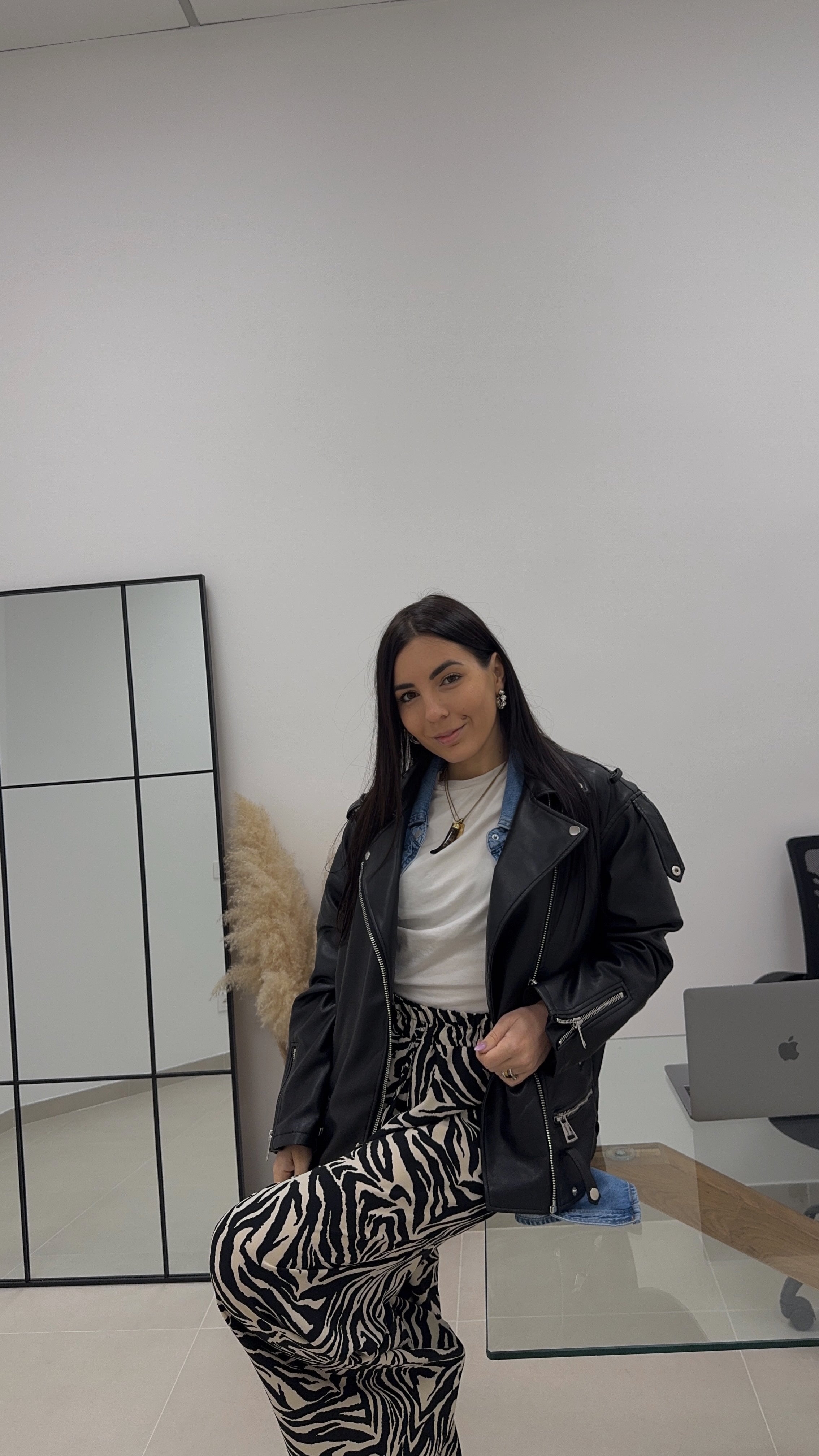 Chiodo Oversize Black