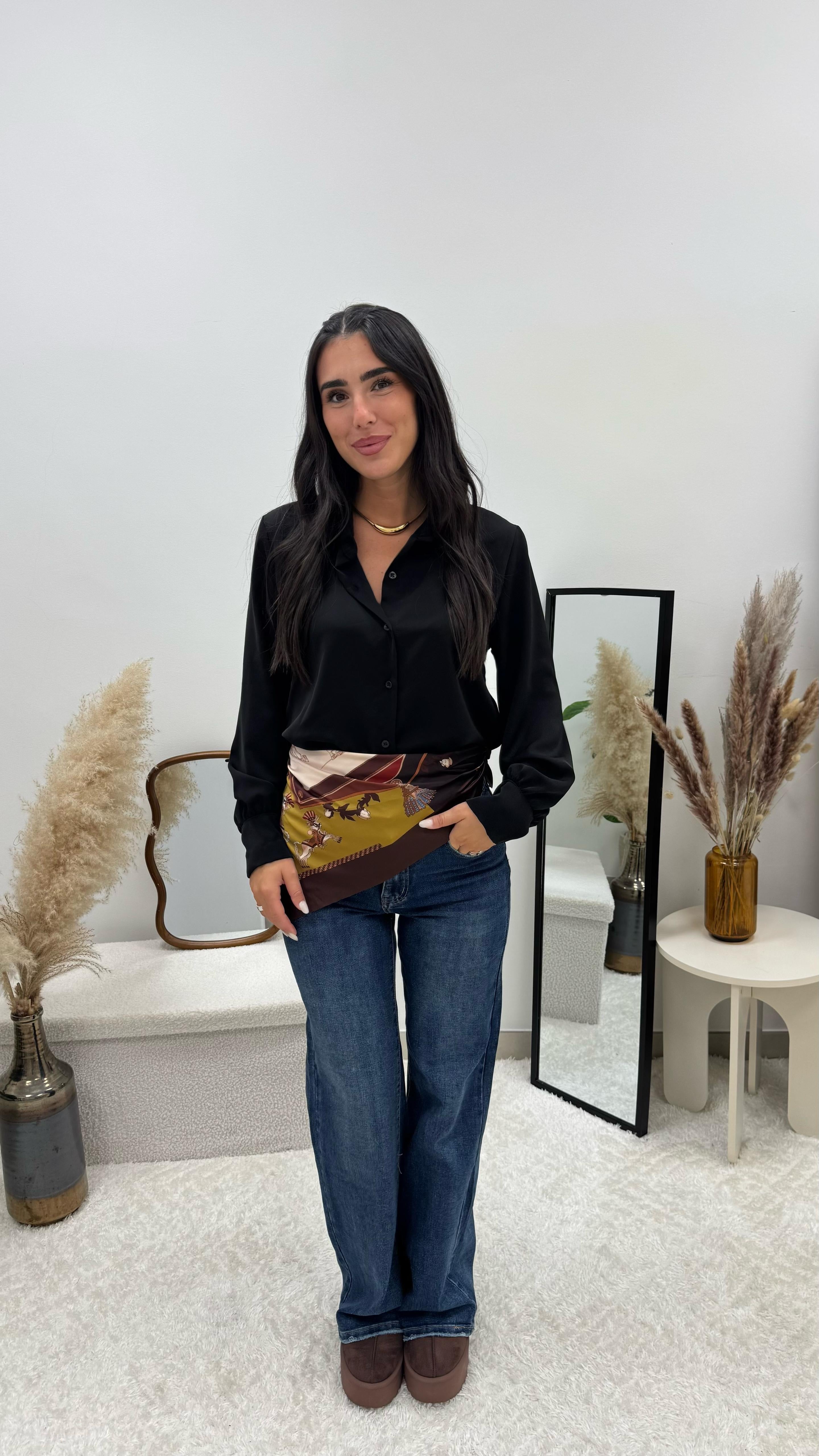 Camicia Con Foulard Nera