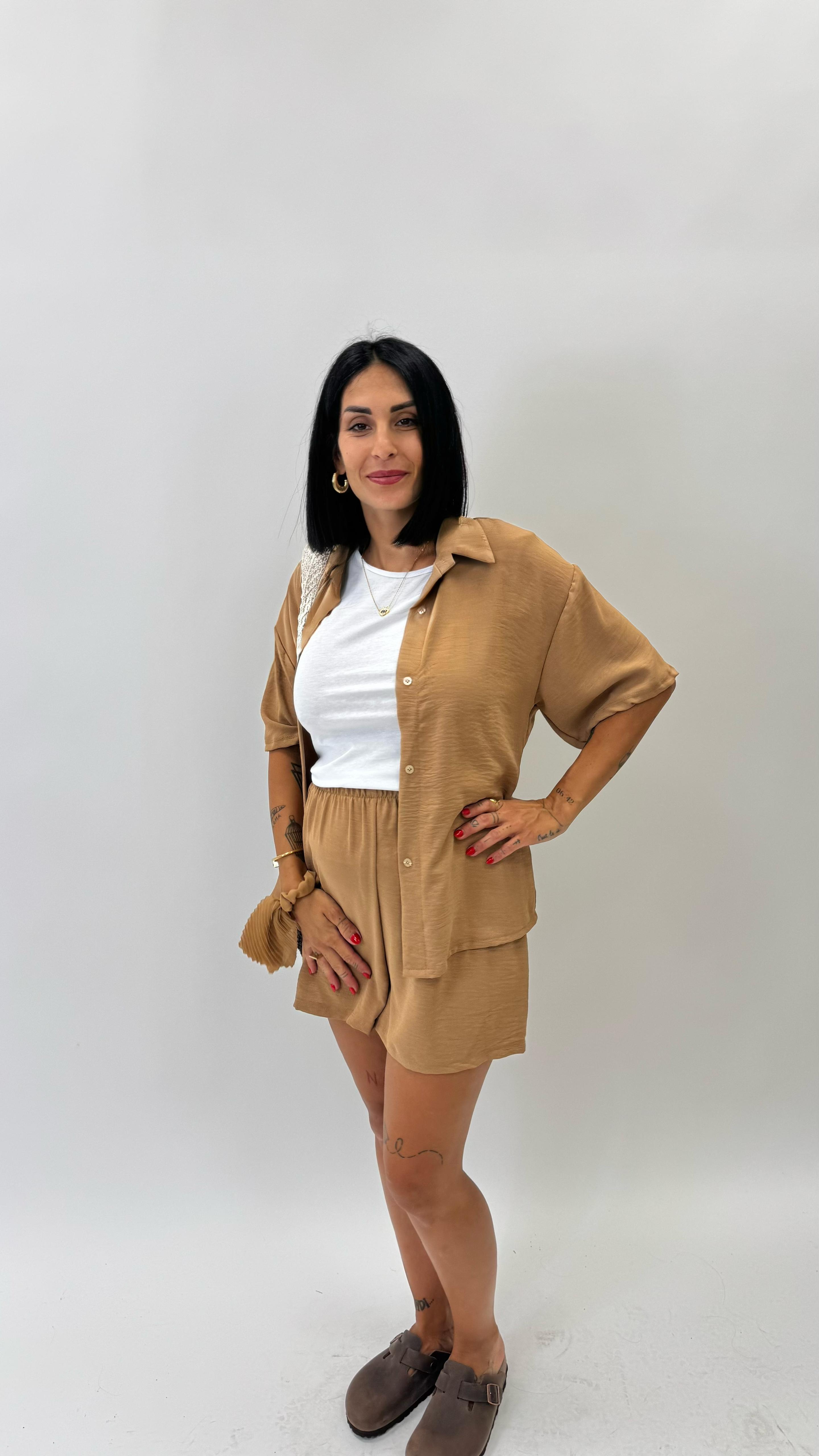 Set Utility Shorts e Camicia Nude