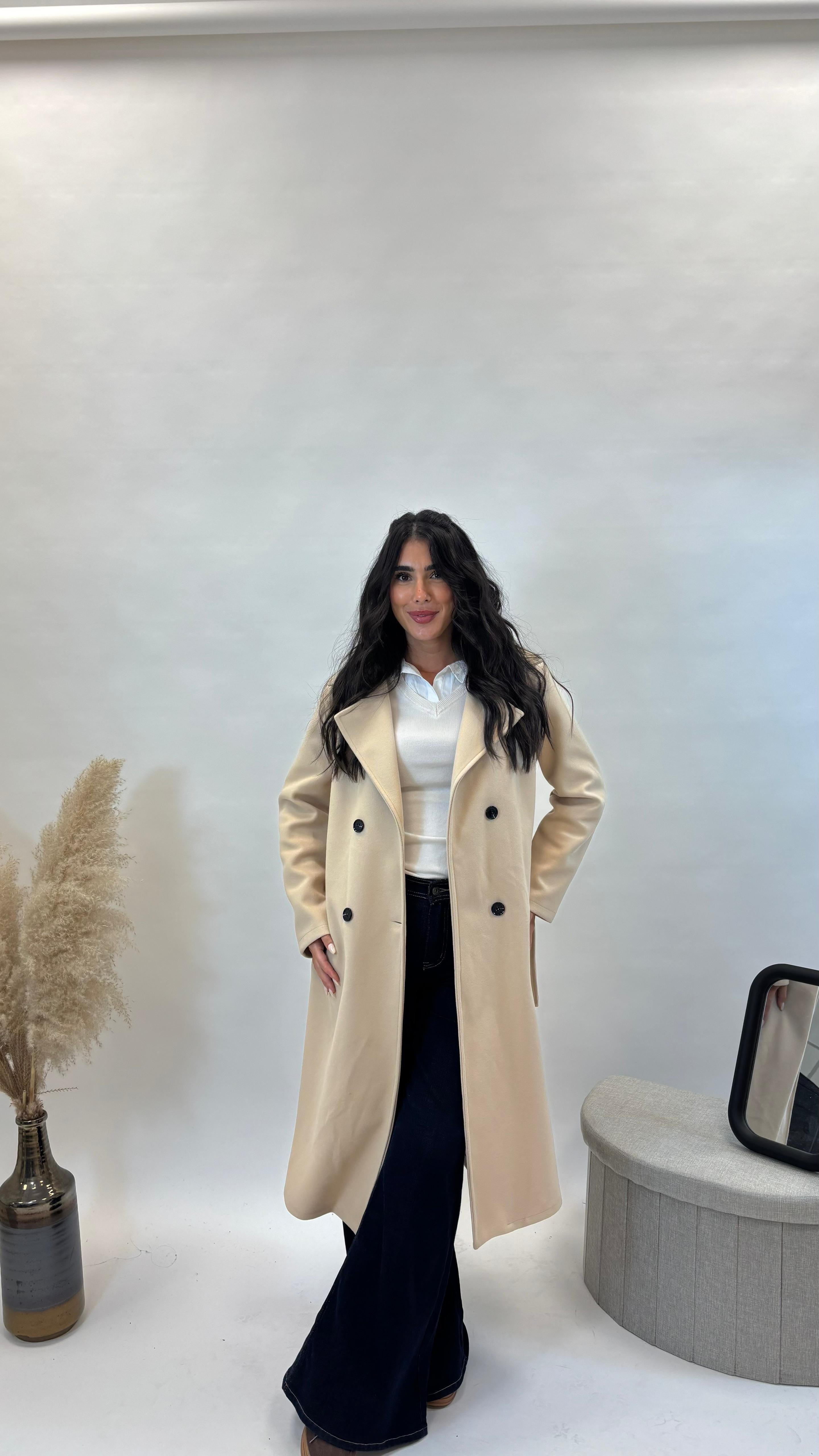 Coat BE YOU con Cinta Burro