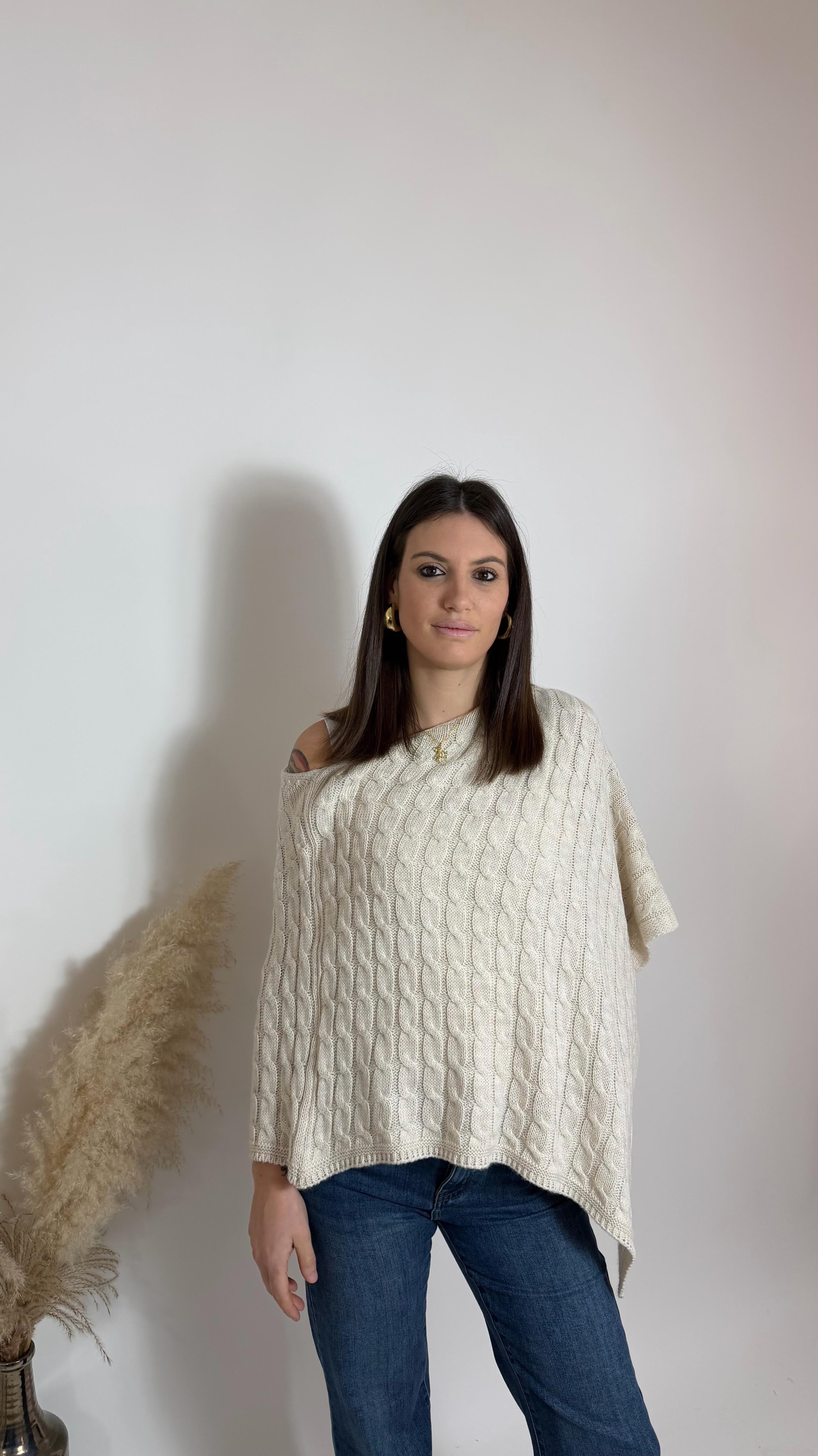 Mantella In Maglia Burro