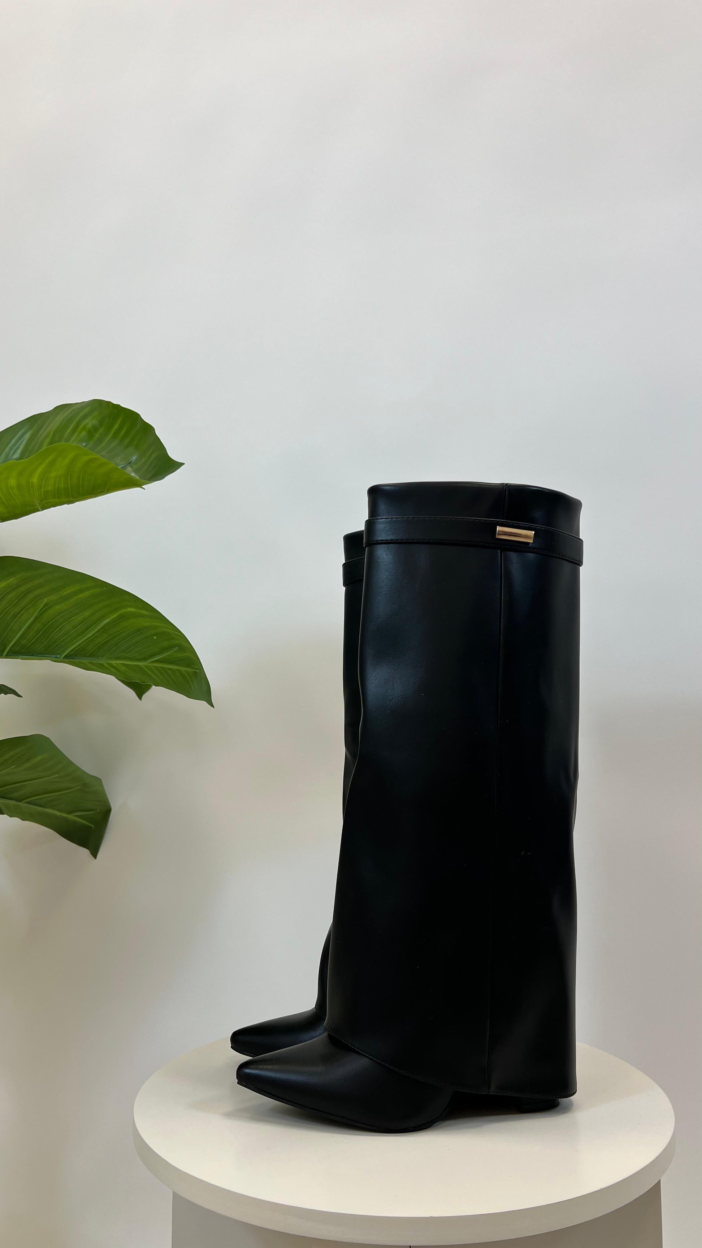 Stivale Essential Nero
