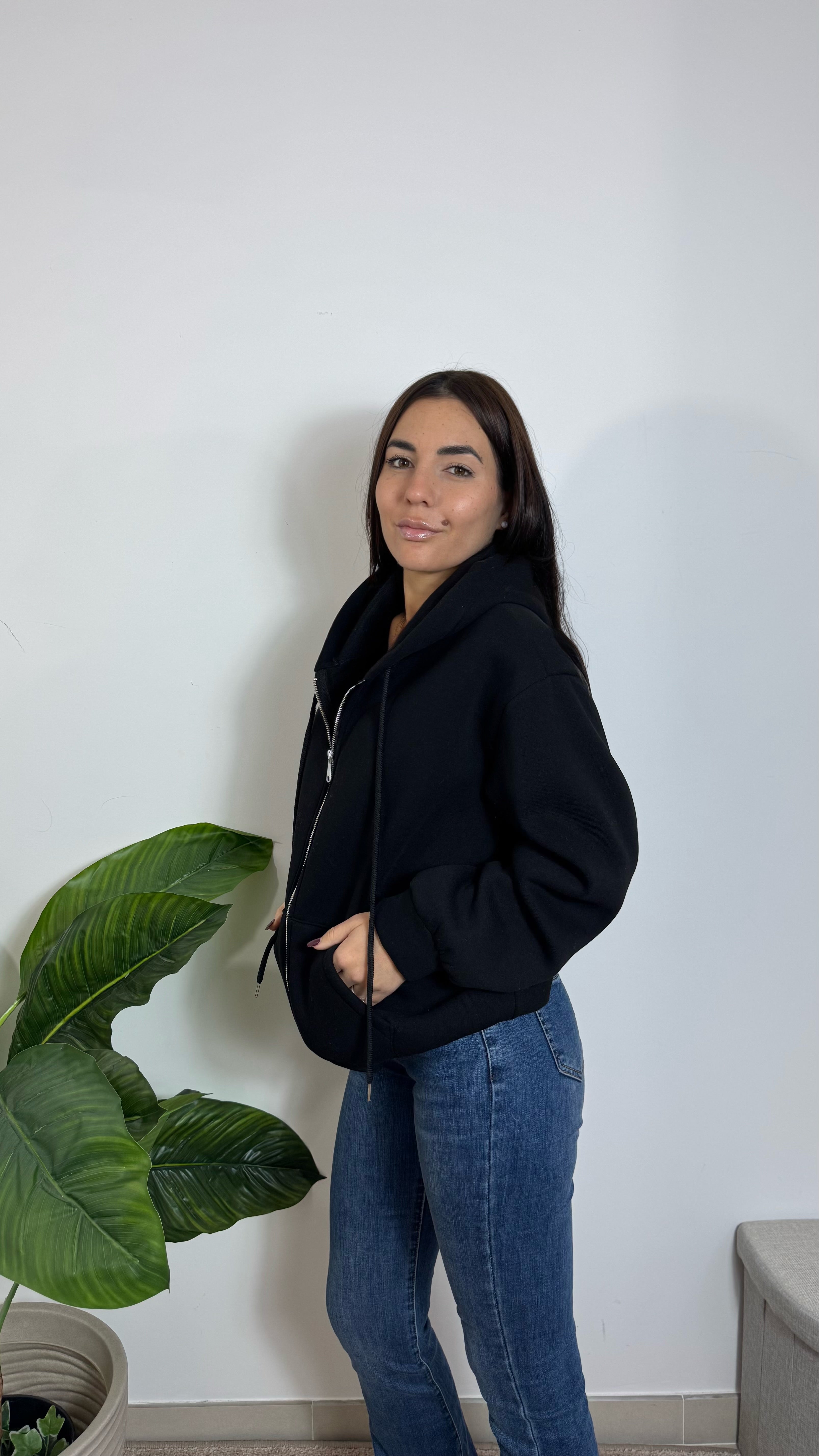 Felpa Puffy Con Zip Nera