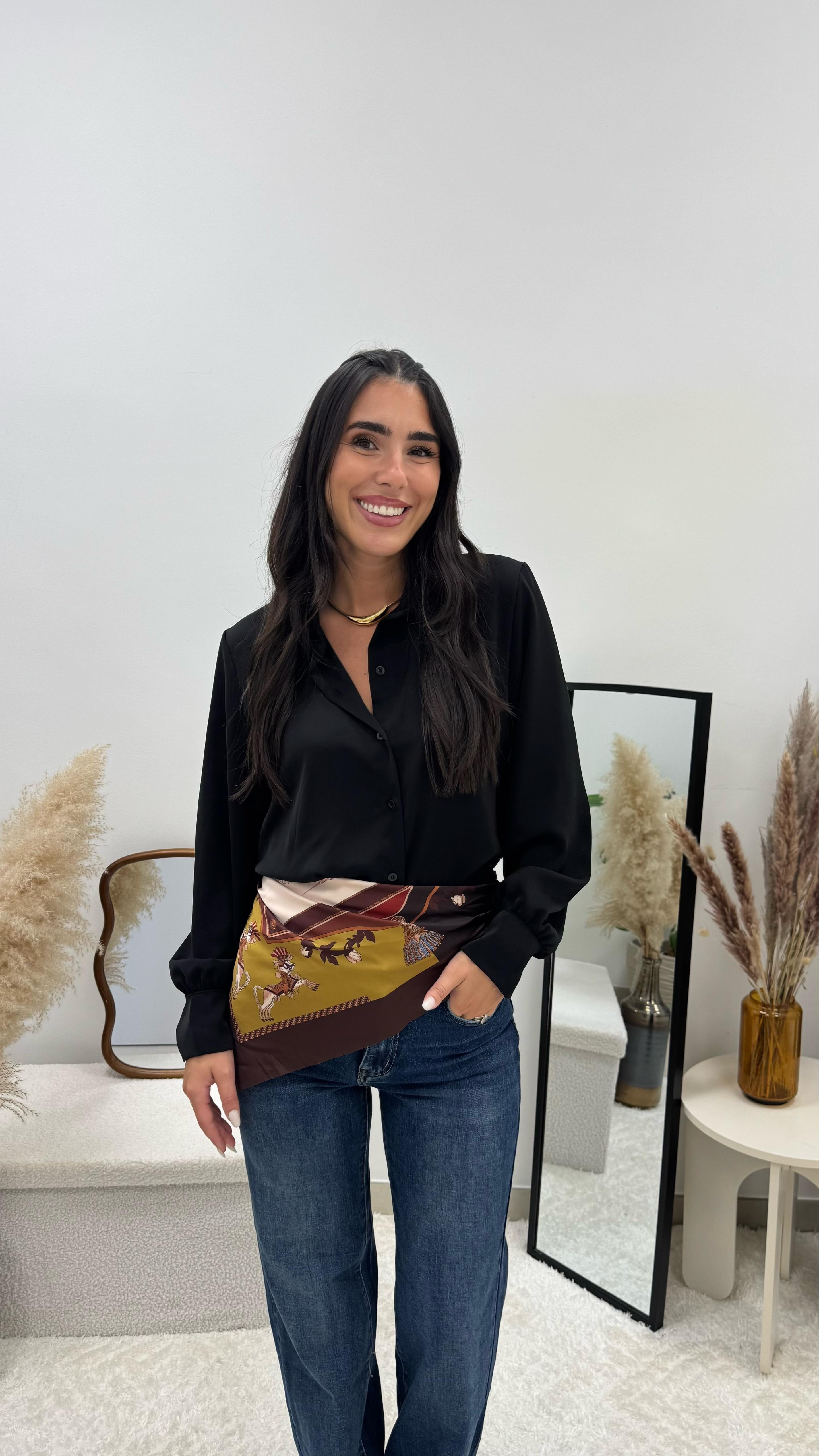 Camicia Con Foulard Nera