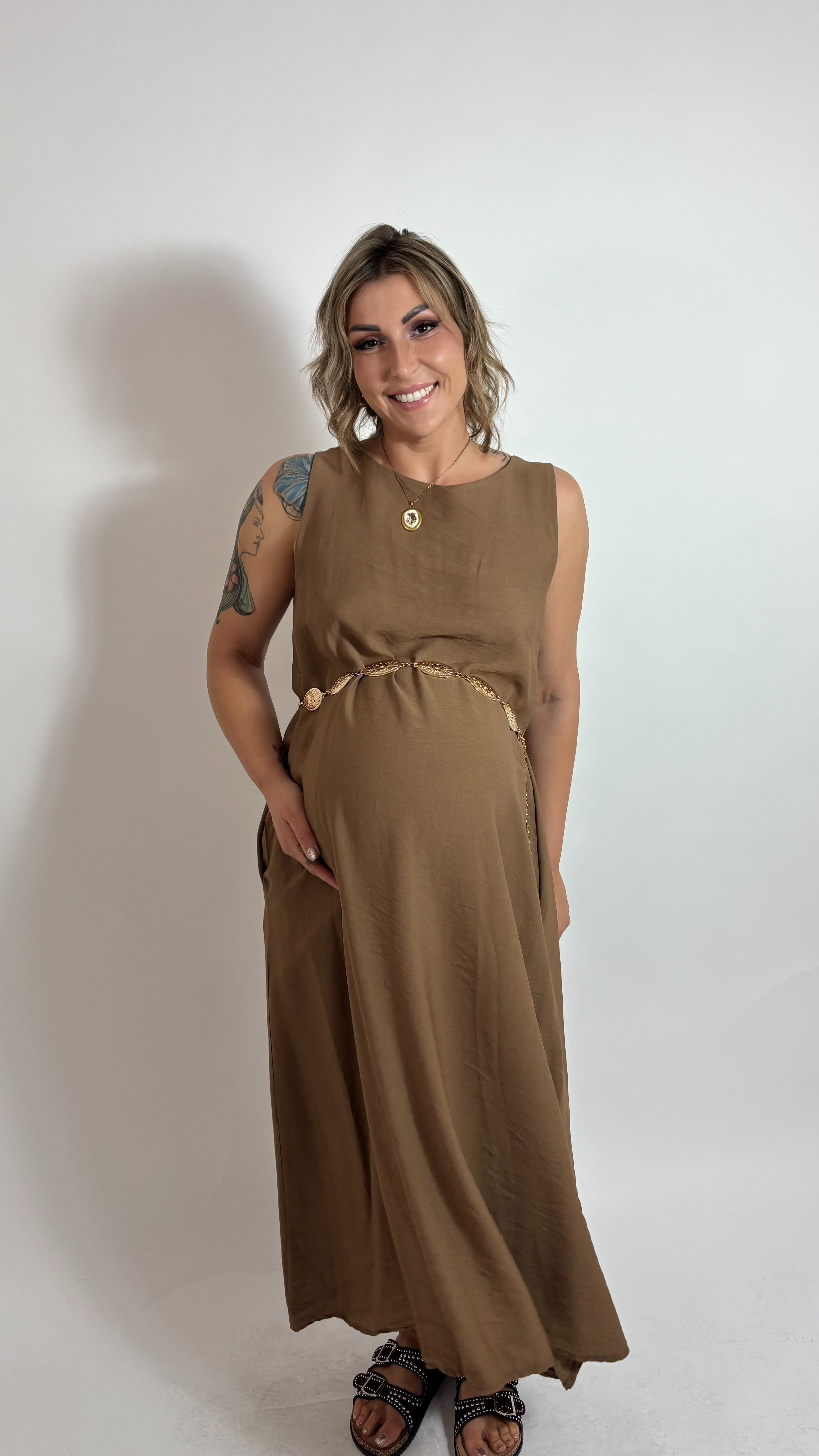 Abito Easy Camel