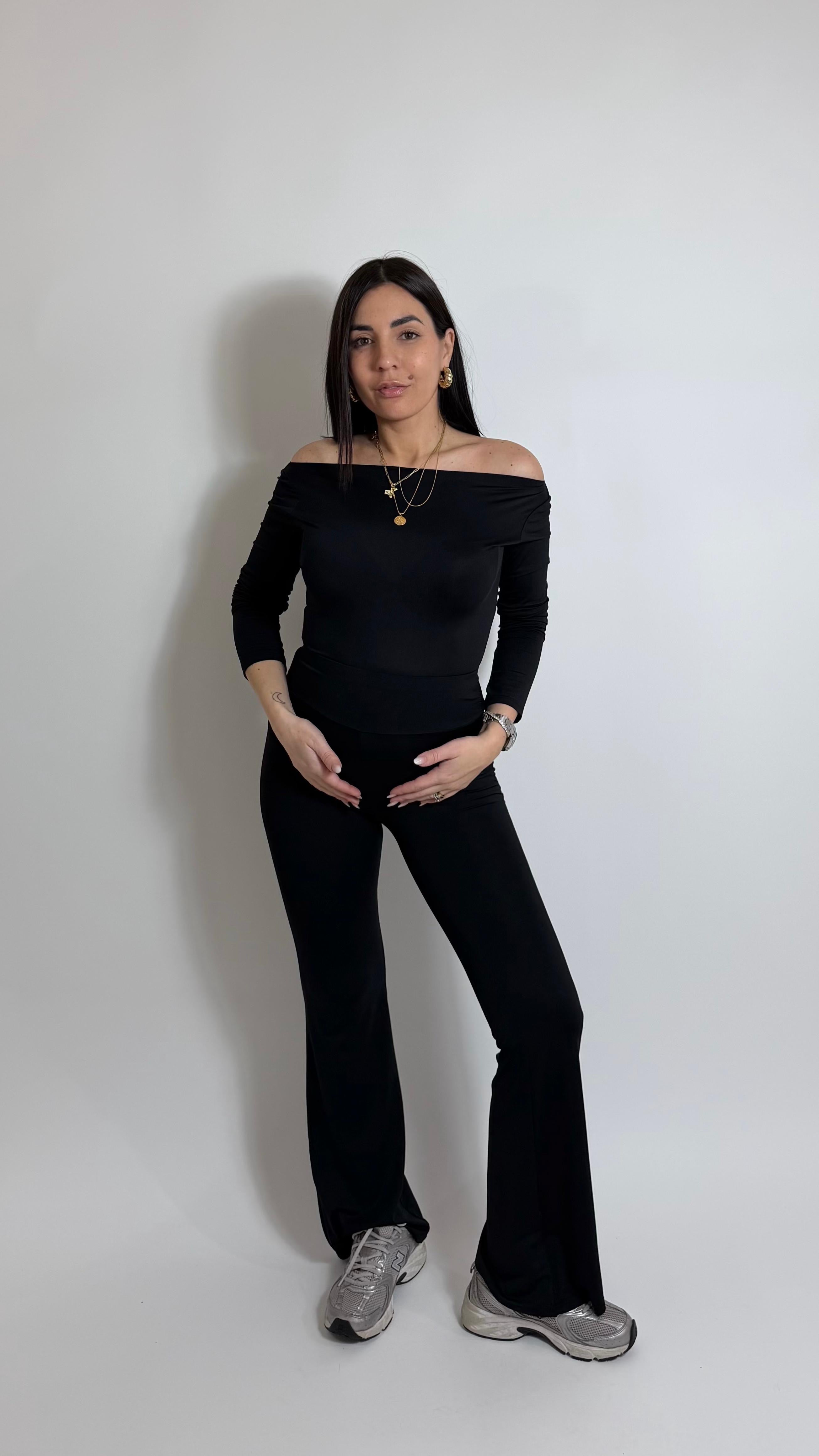 Maglia Second Skin Scollo Ampio / Nera