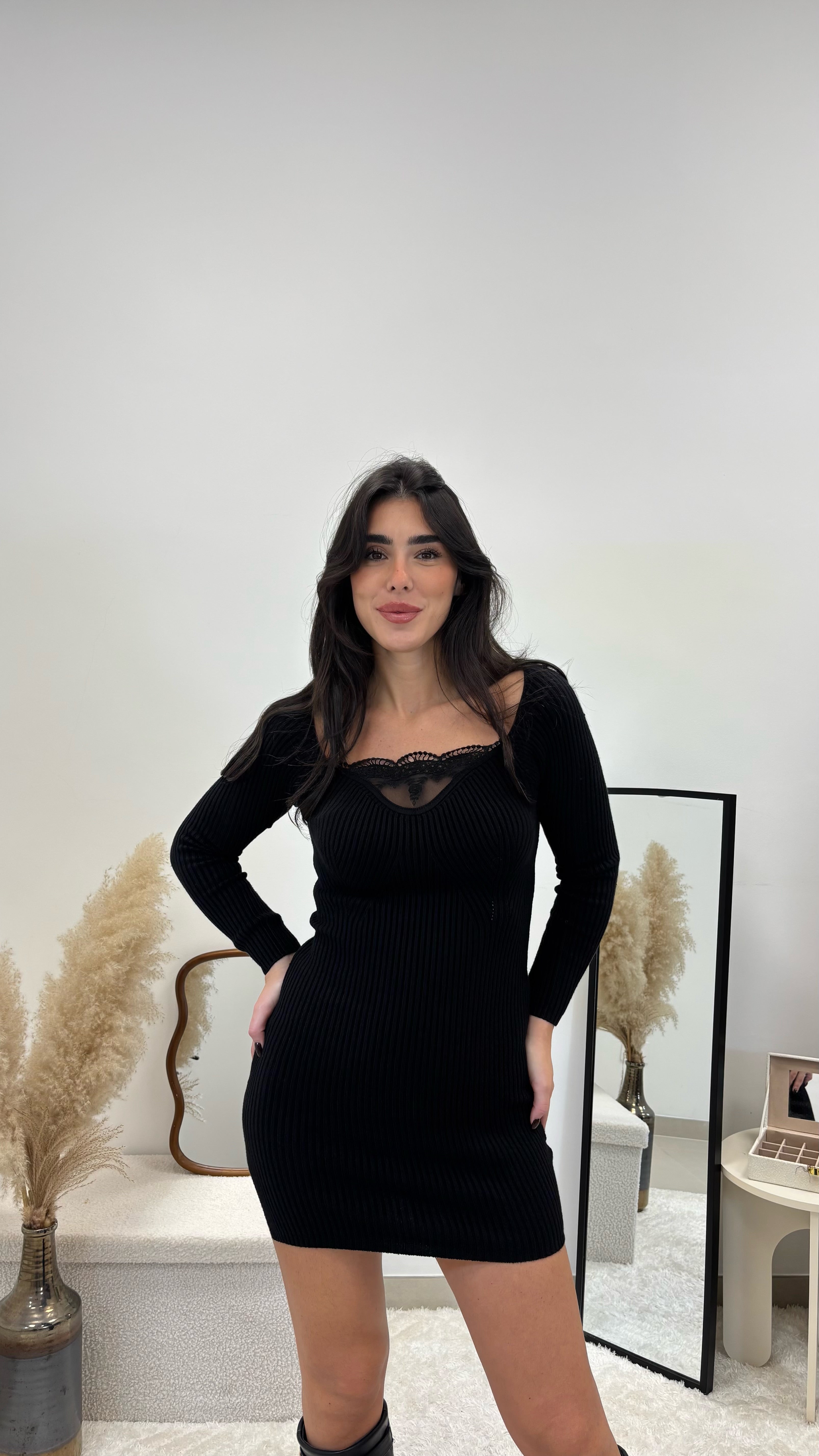 Abito Lace Charm Nero
