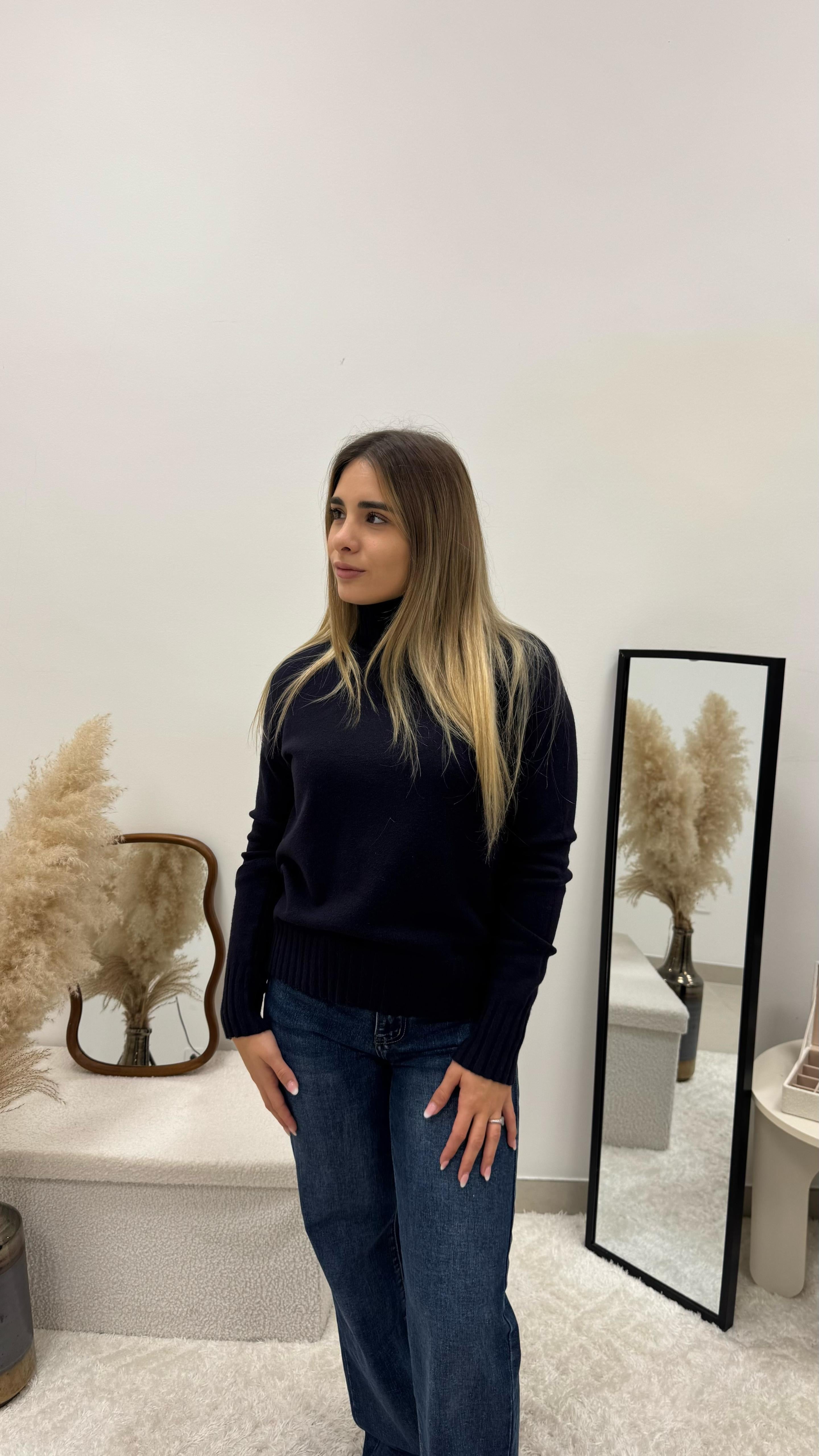 Pull Collo Cannole Nero