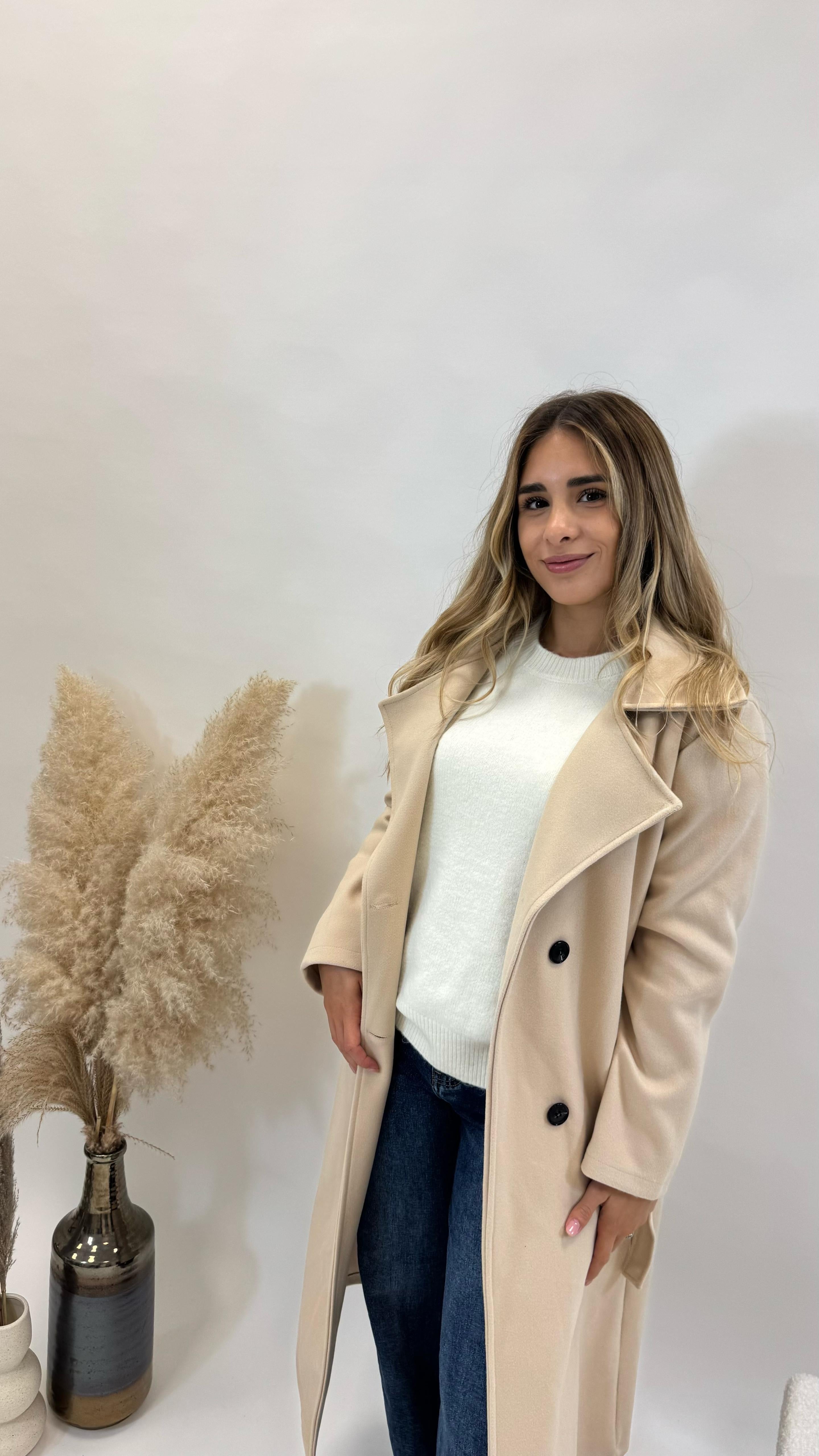 Coat BE YOU con Cinta Burro