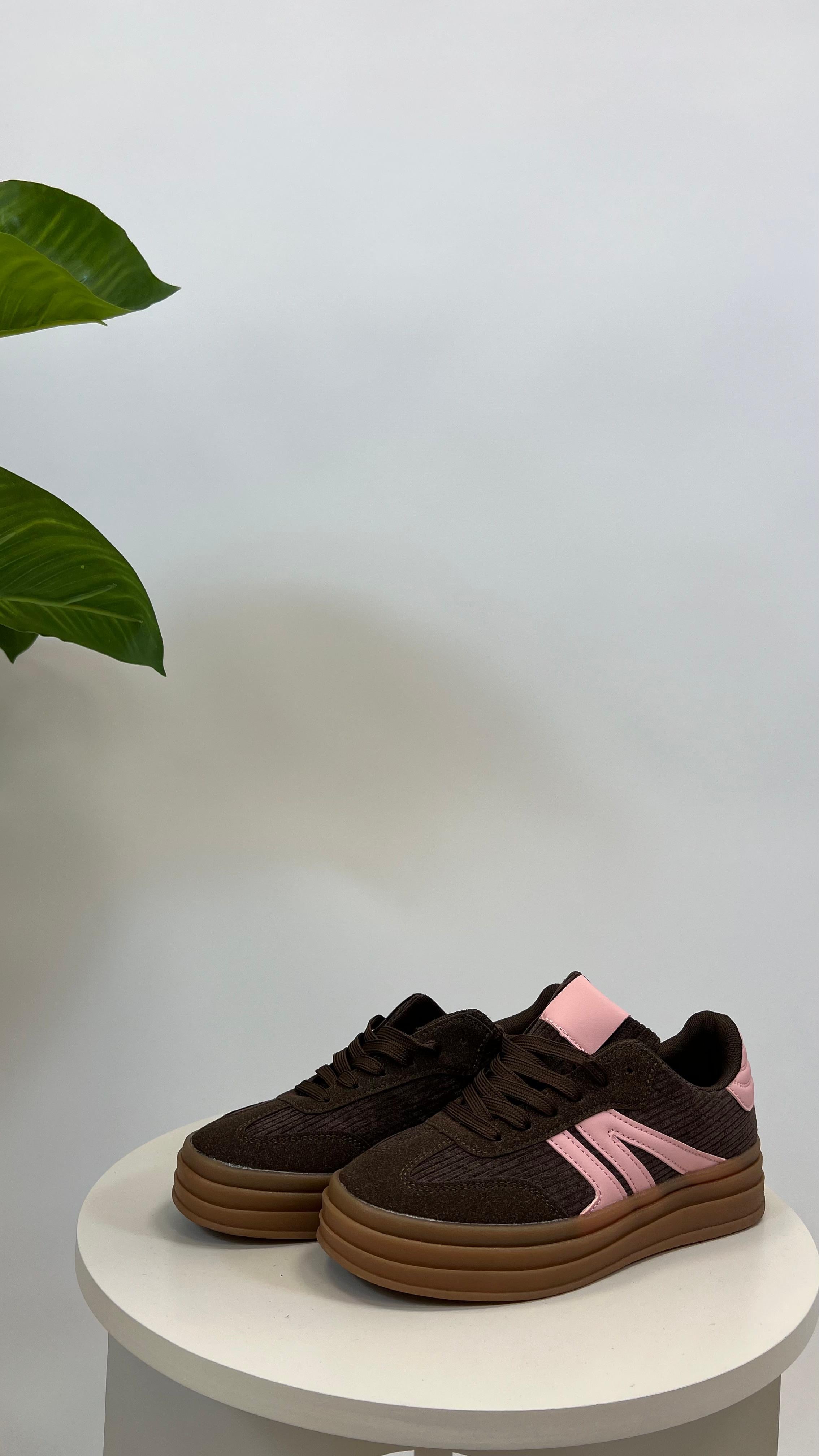 Sneakers Inspo Brown&Pink