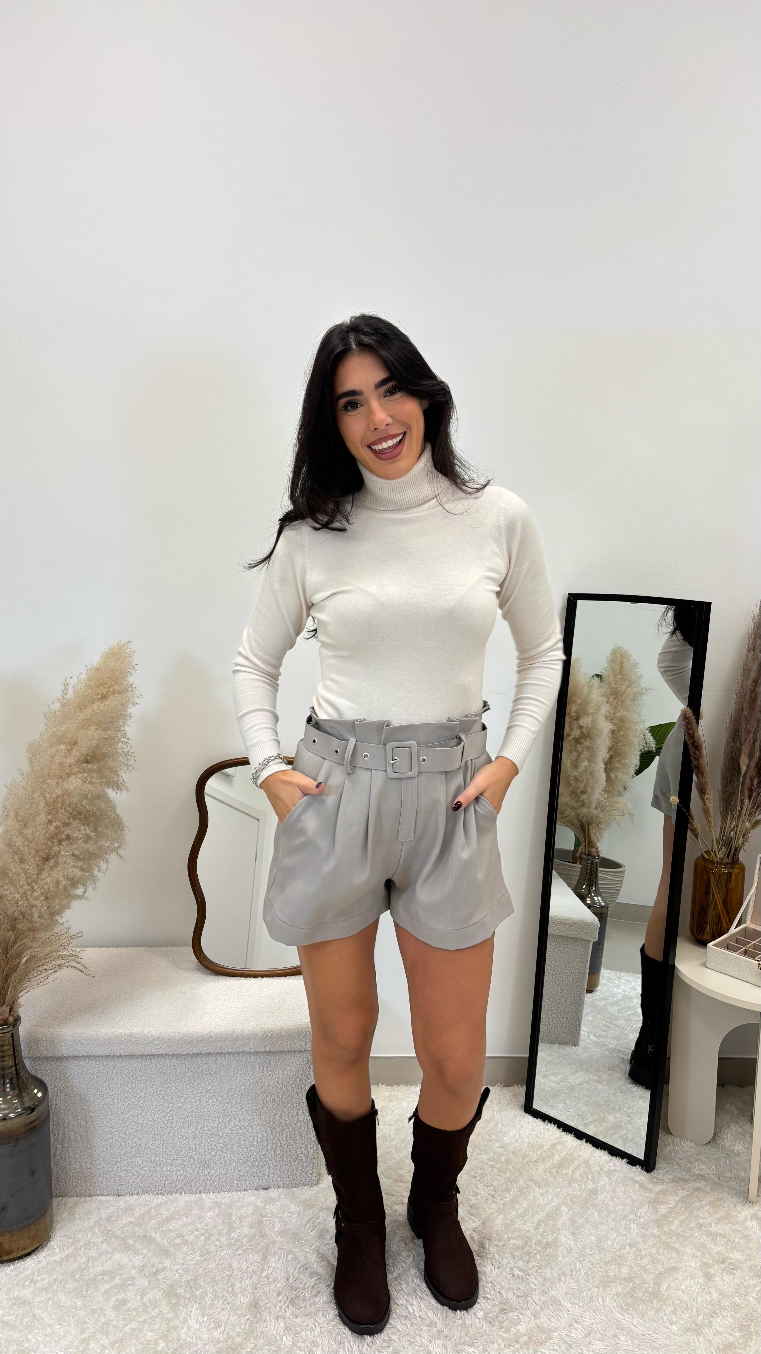 Shorts Tessuto Classico con Cinta Tortora