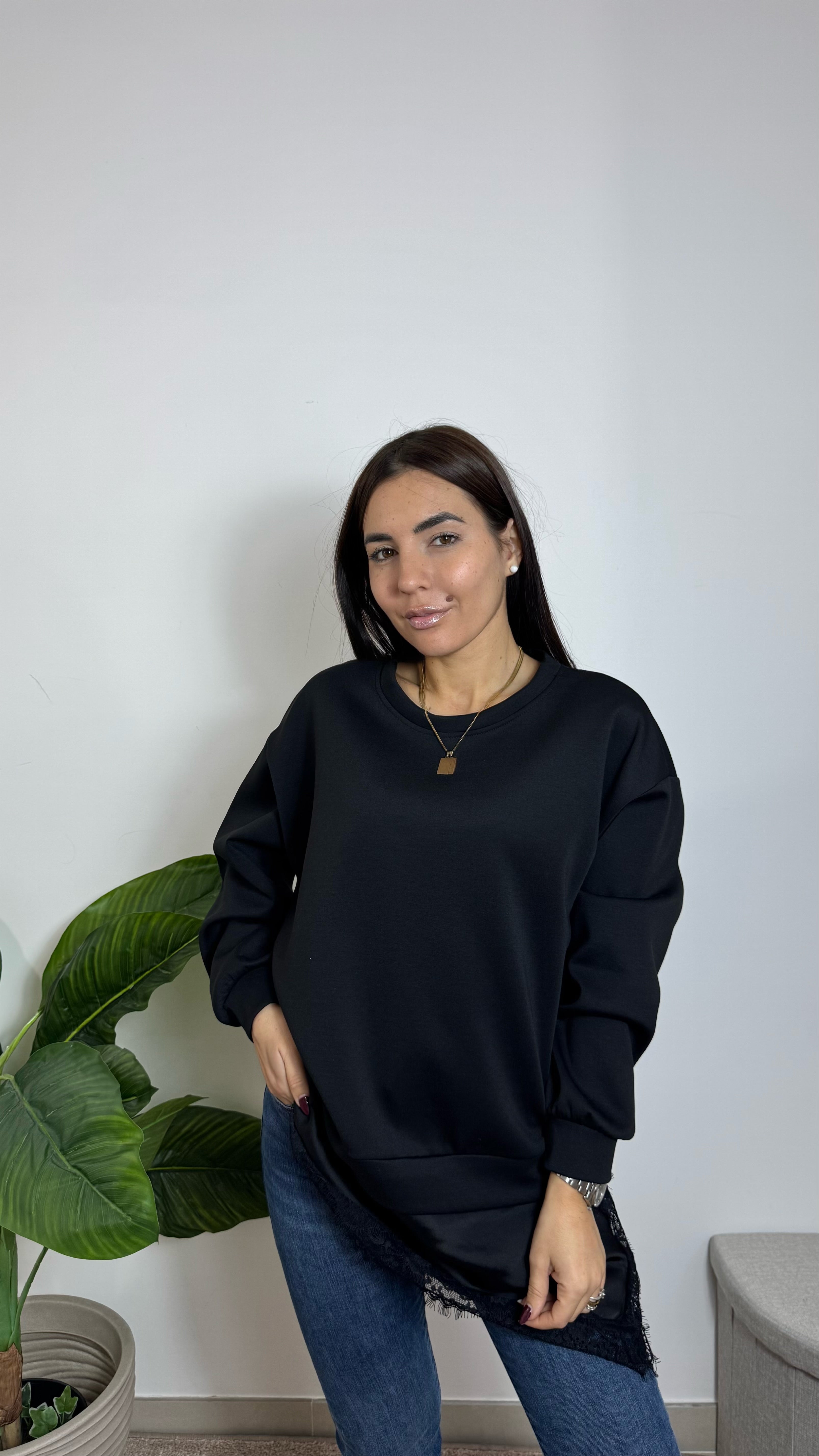 Felpa Comfy Lace Nera