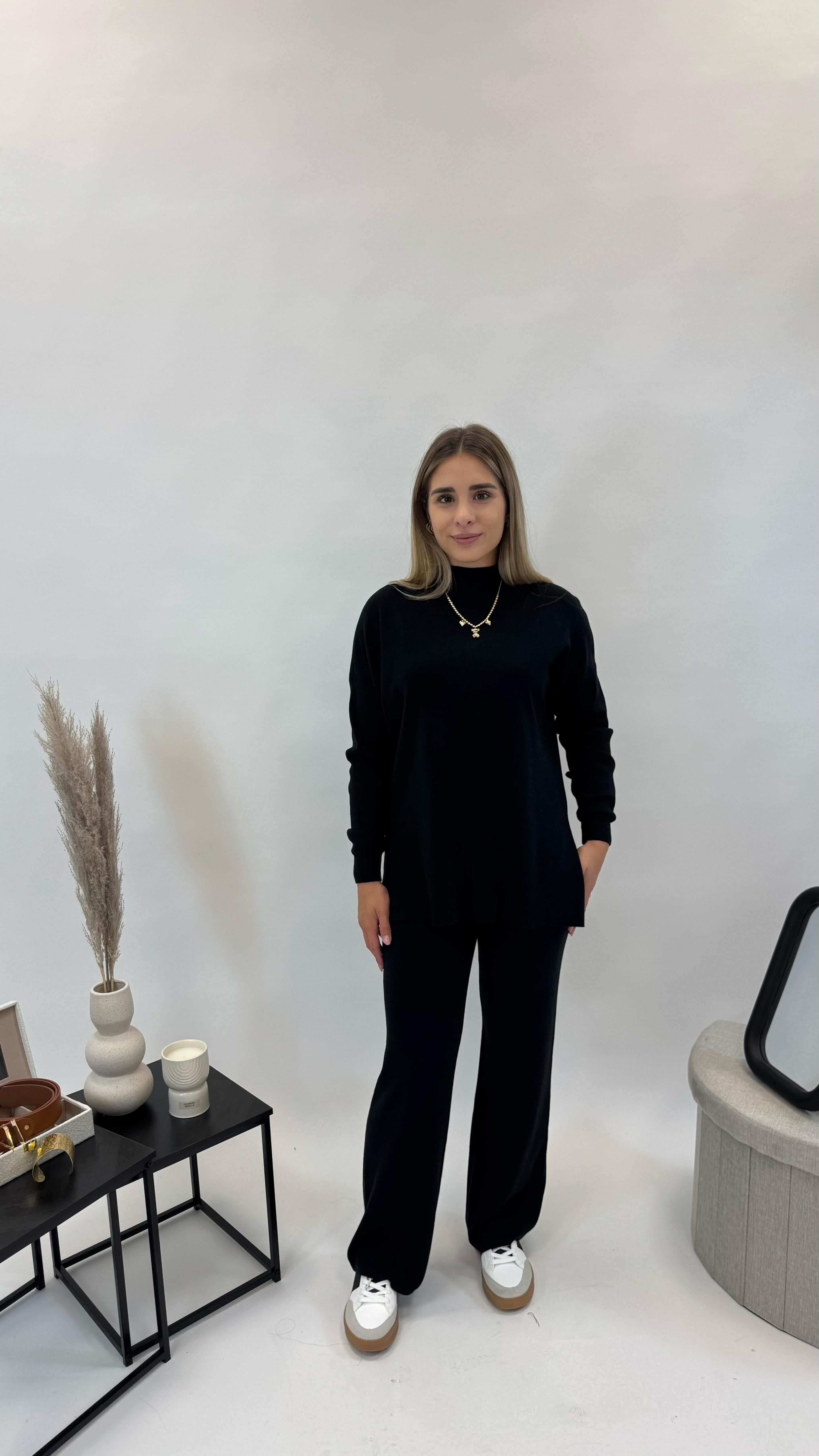 Cozy Cordset Extrasoffice Nero
