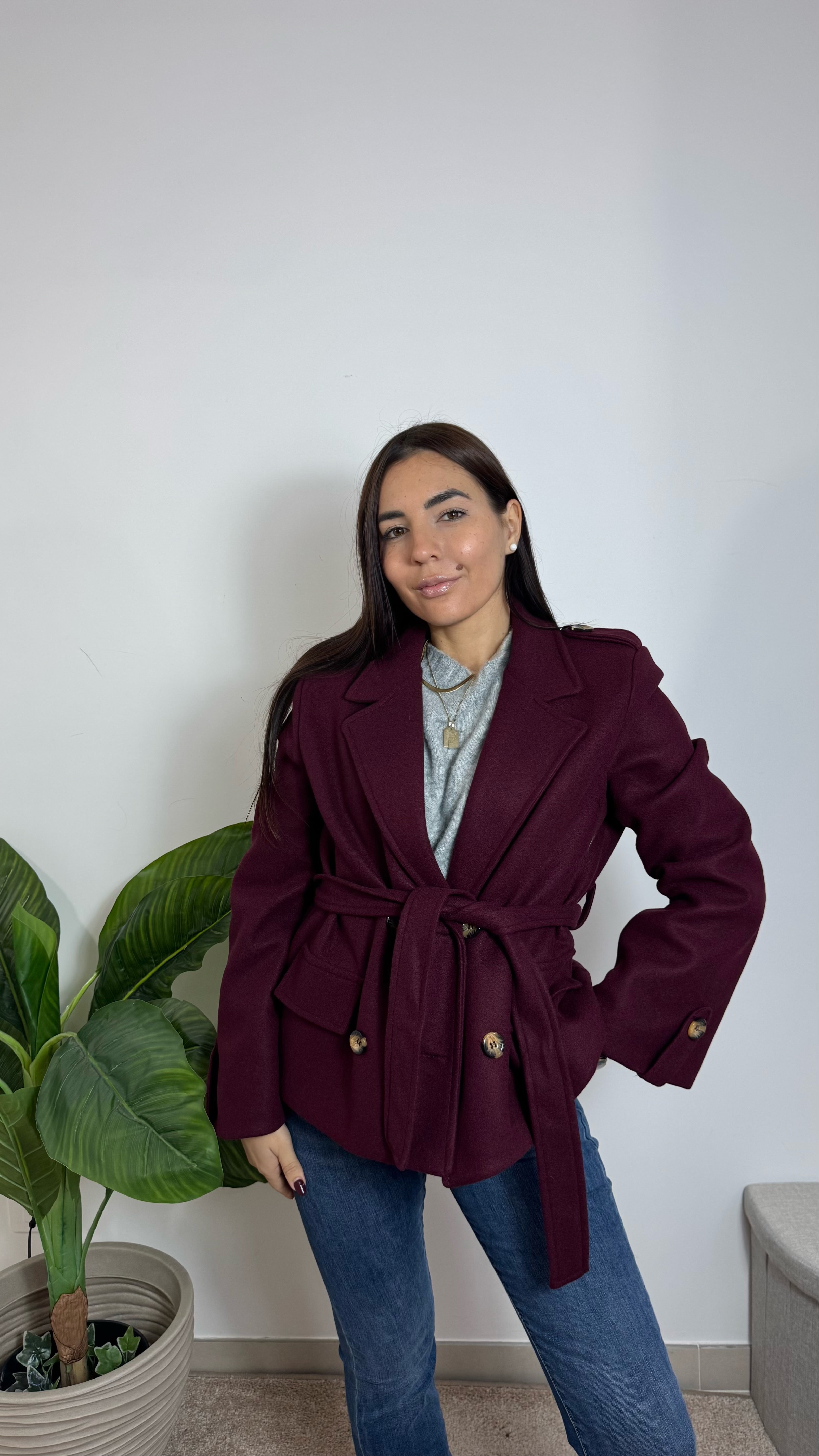 Mini Coat Con Cinta Burgundy