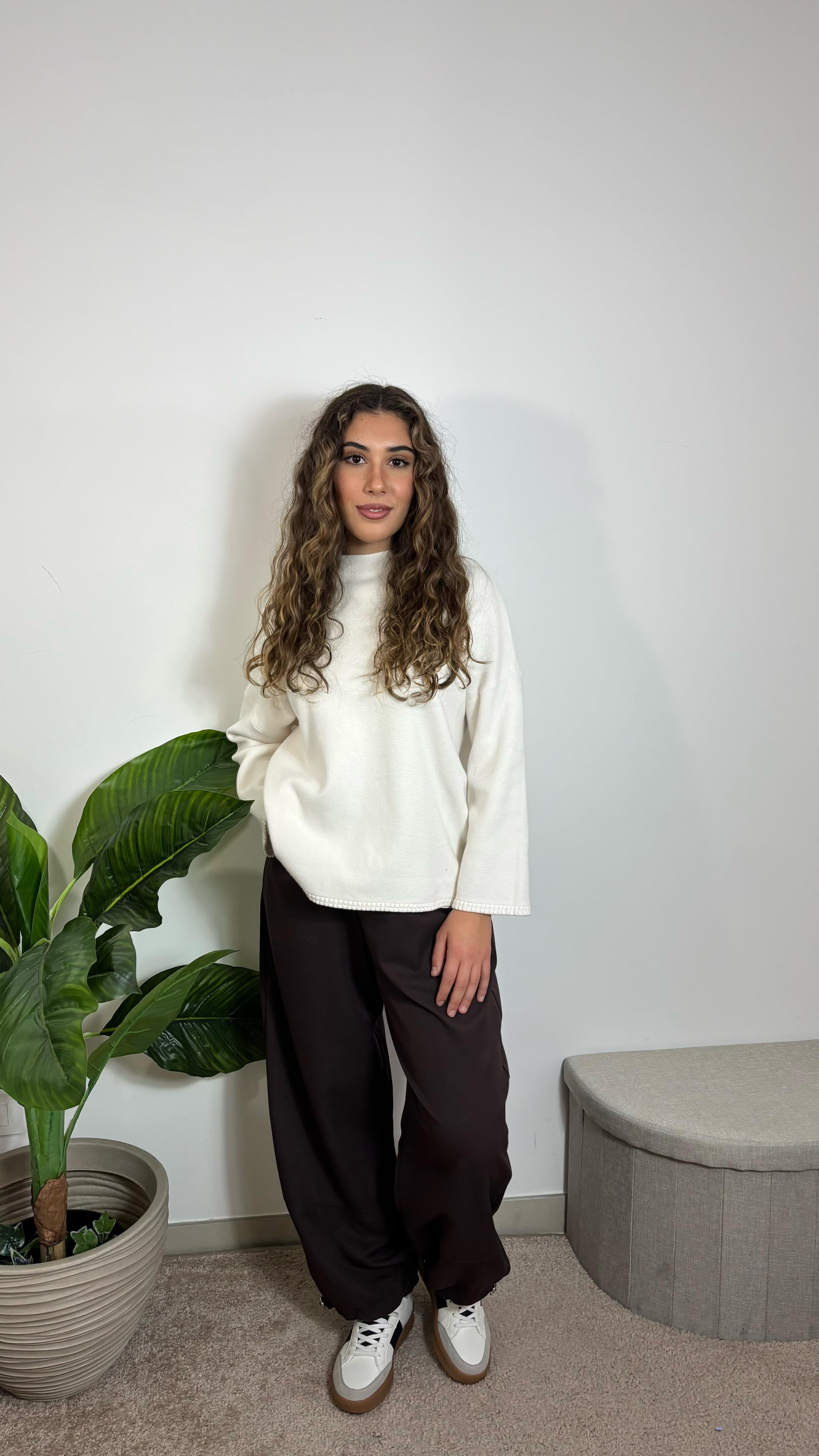 Pull Bordi Lavorati Burro