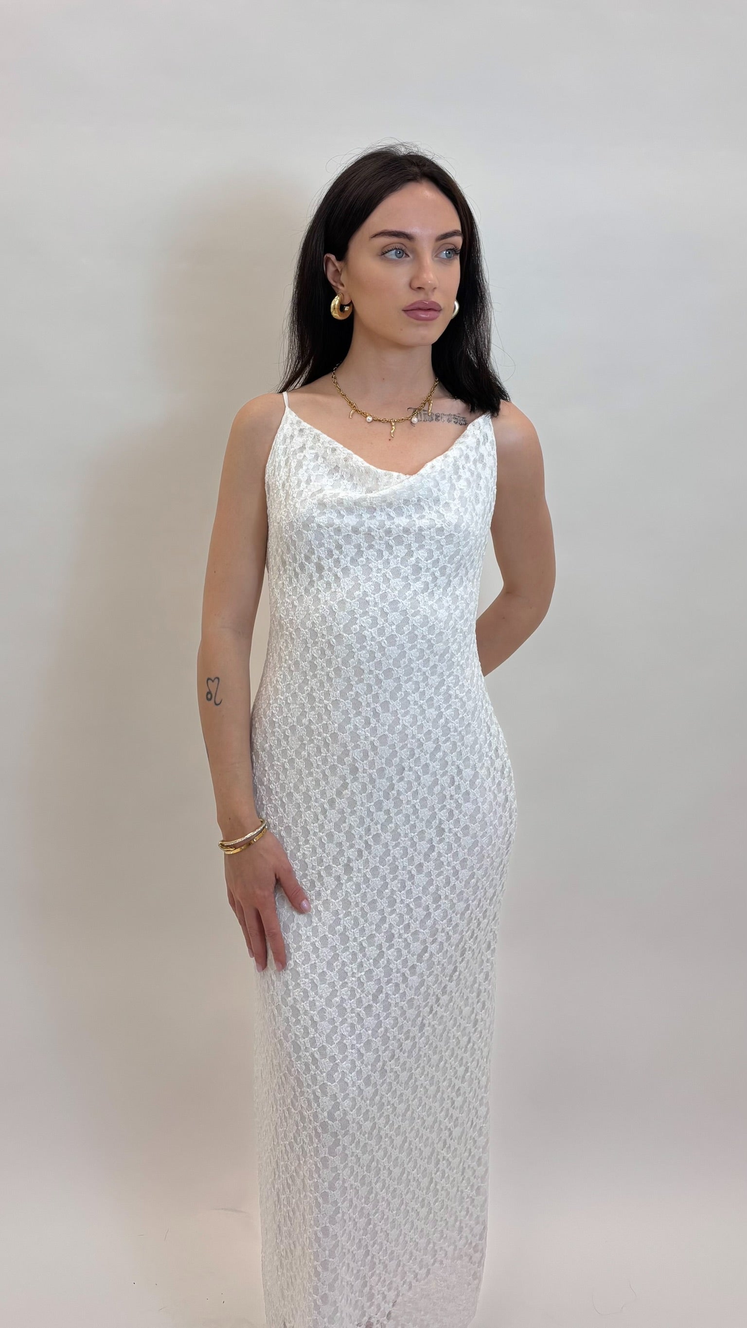 Abito Pizzo Bianco