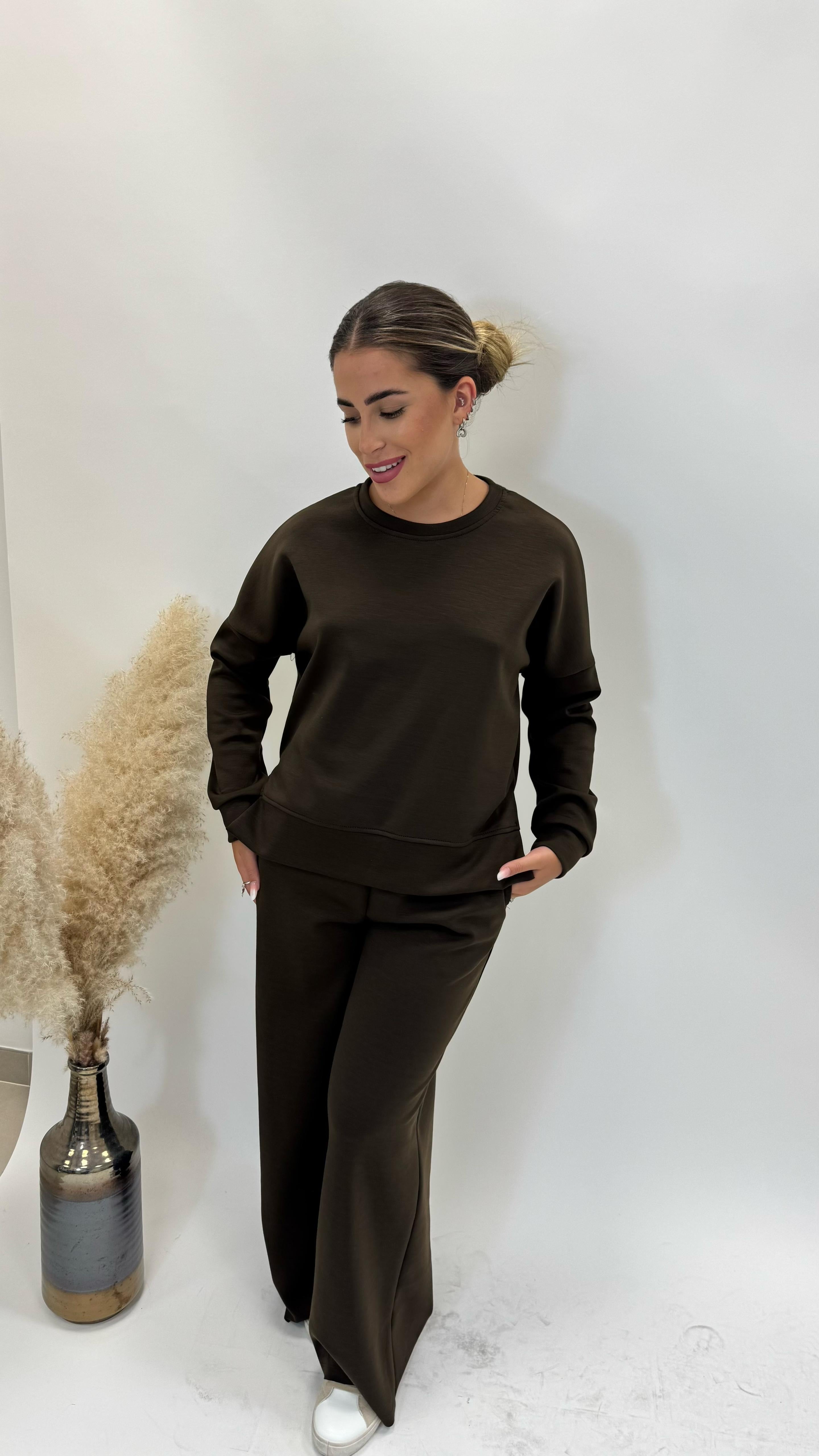 Panta Tuta Flare Choco