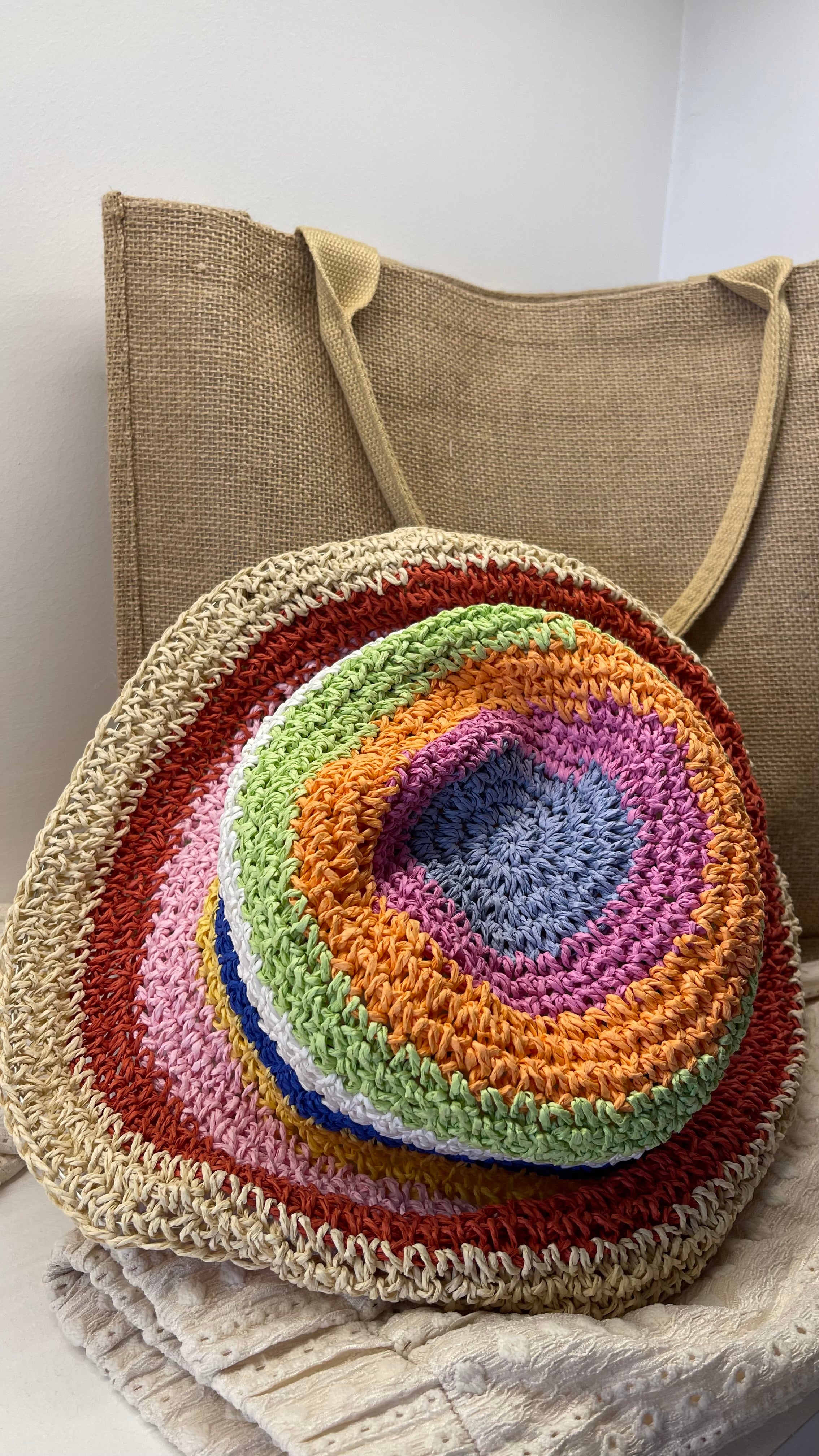 Bucket Cap Rainbow