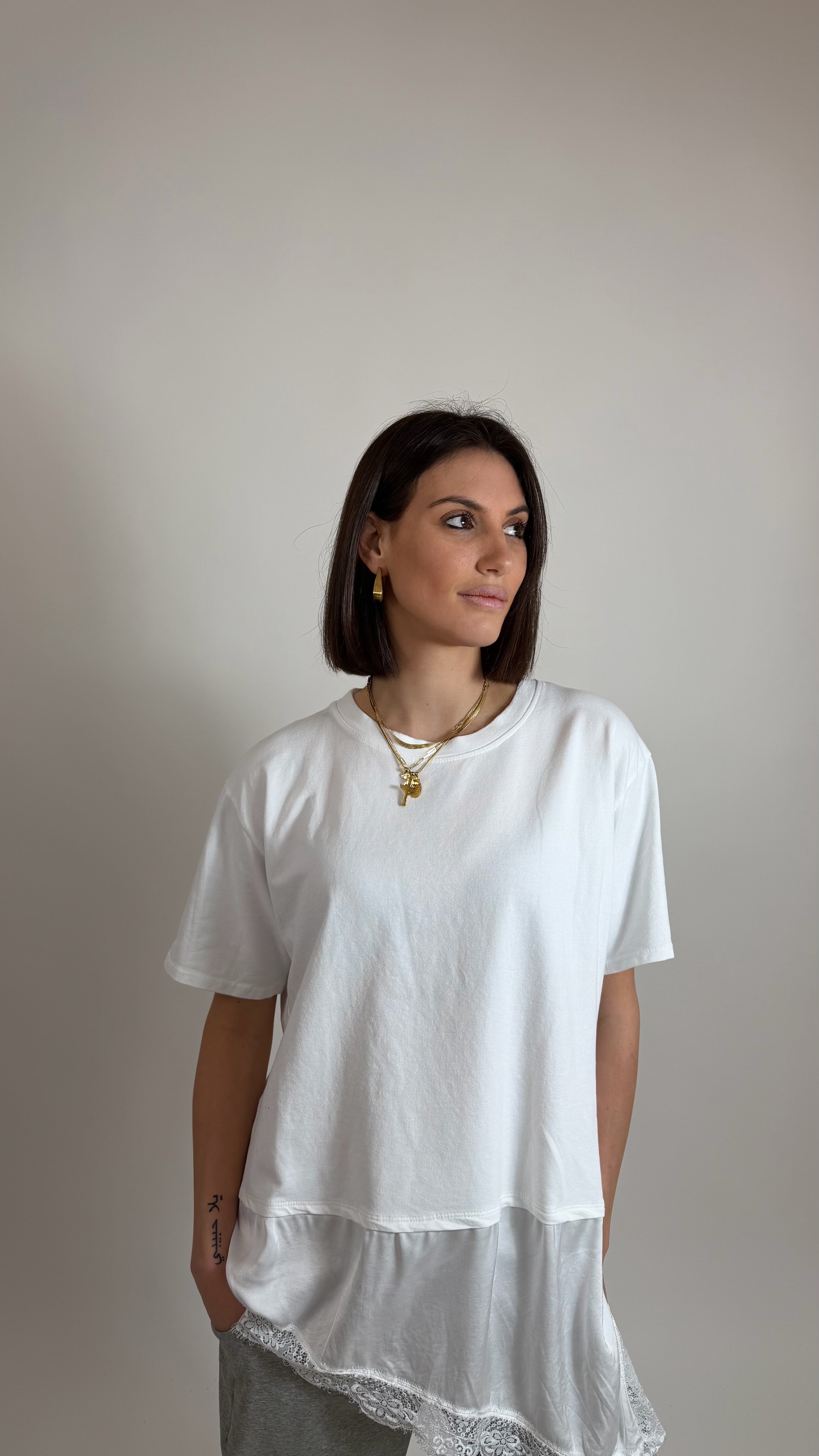 T-Shirt con Pizzo Bianca