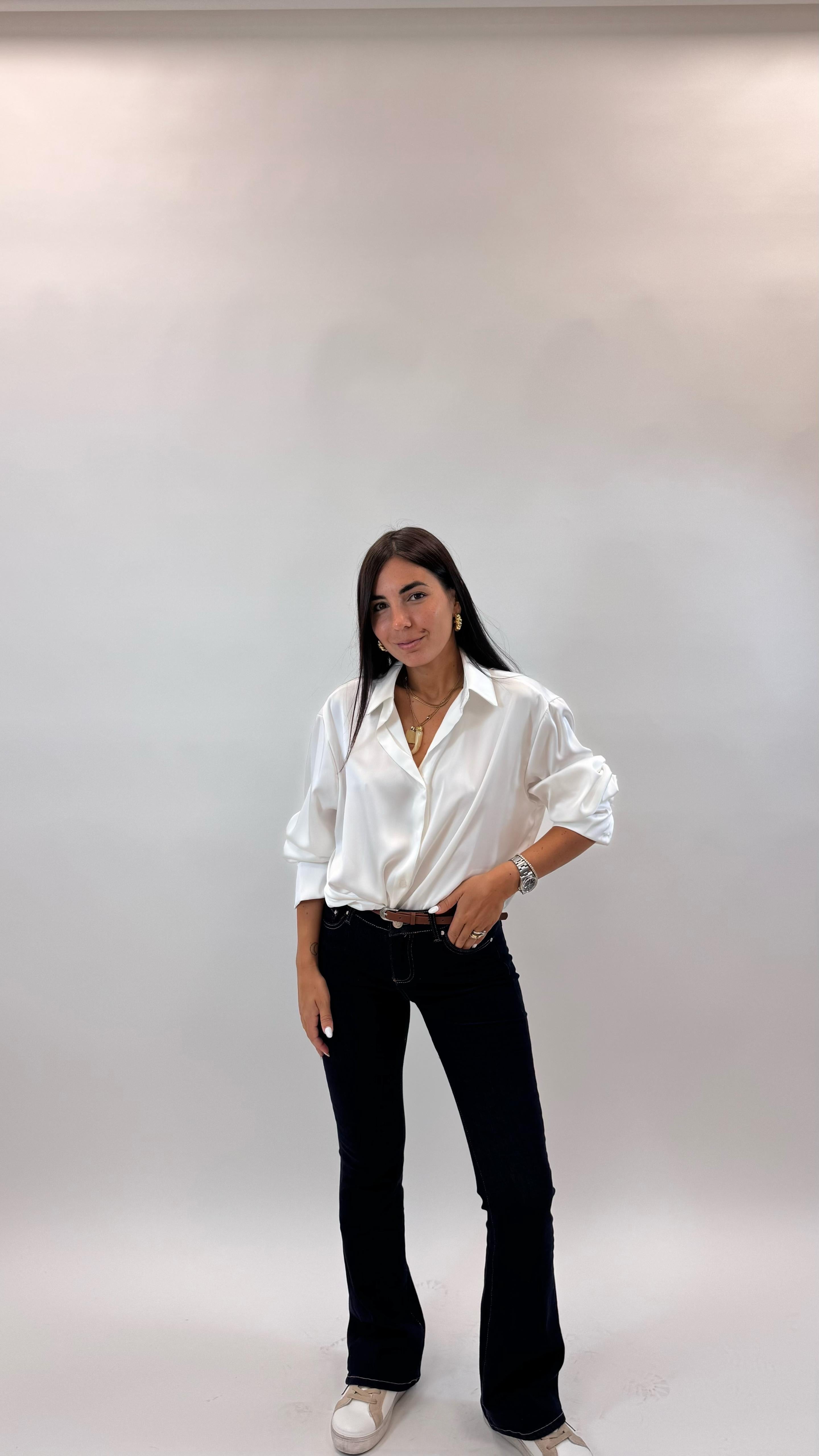 Jeans Zampa Lavaggio Scuro Cinta Inclusa