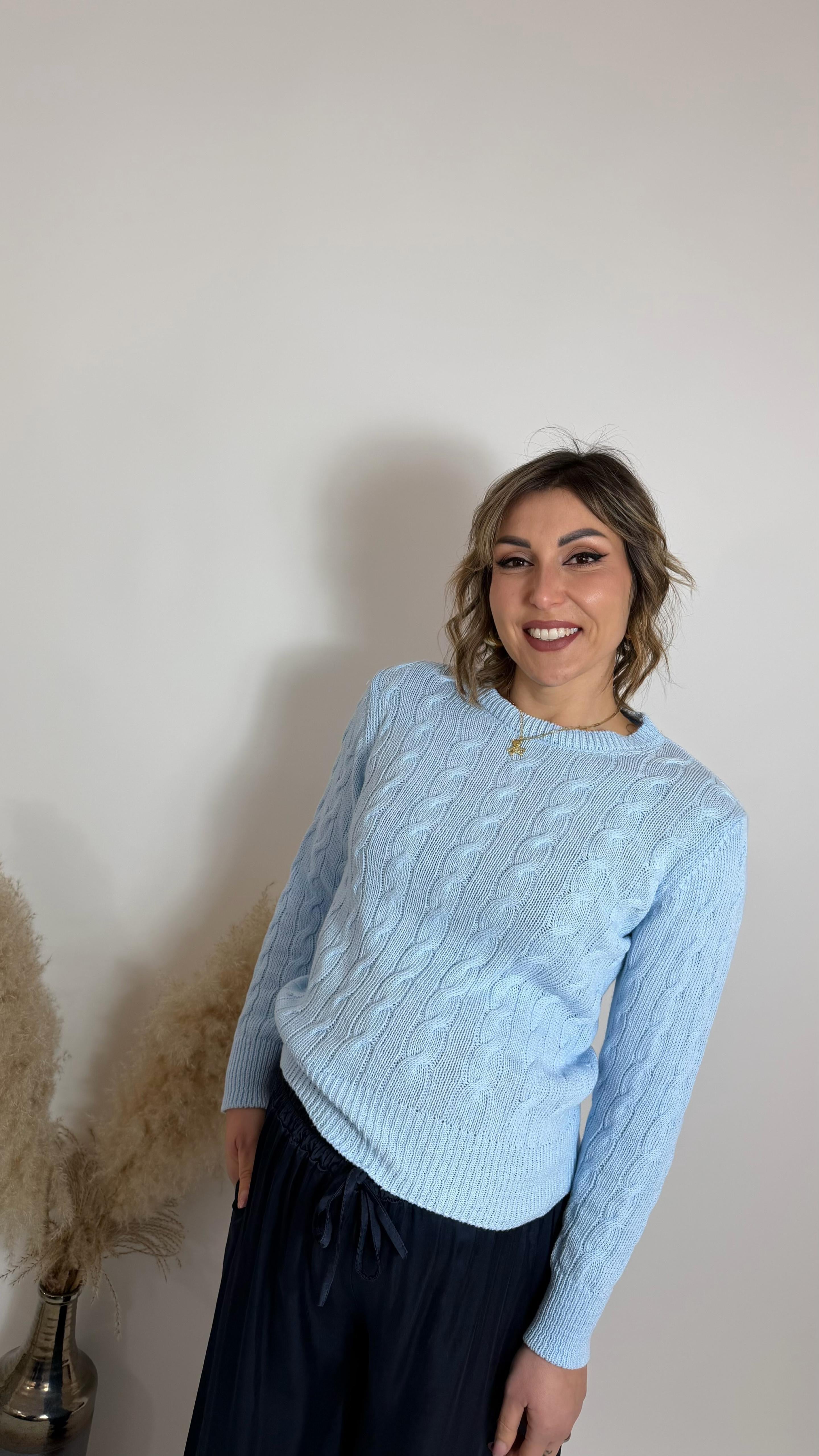 Pull Treccia Audrey Celeste