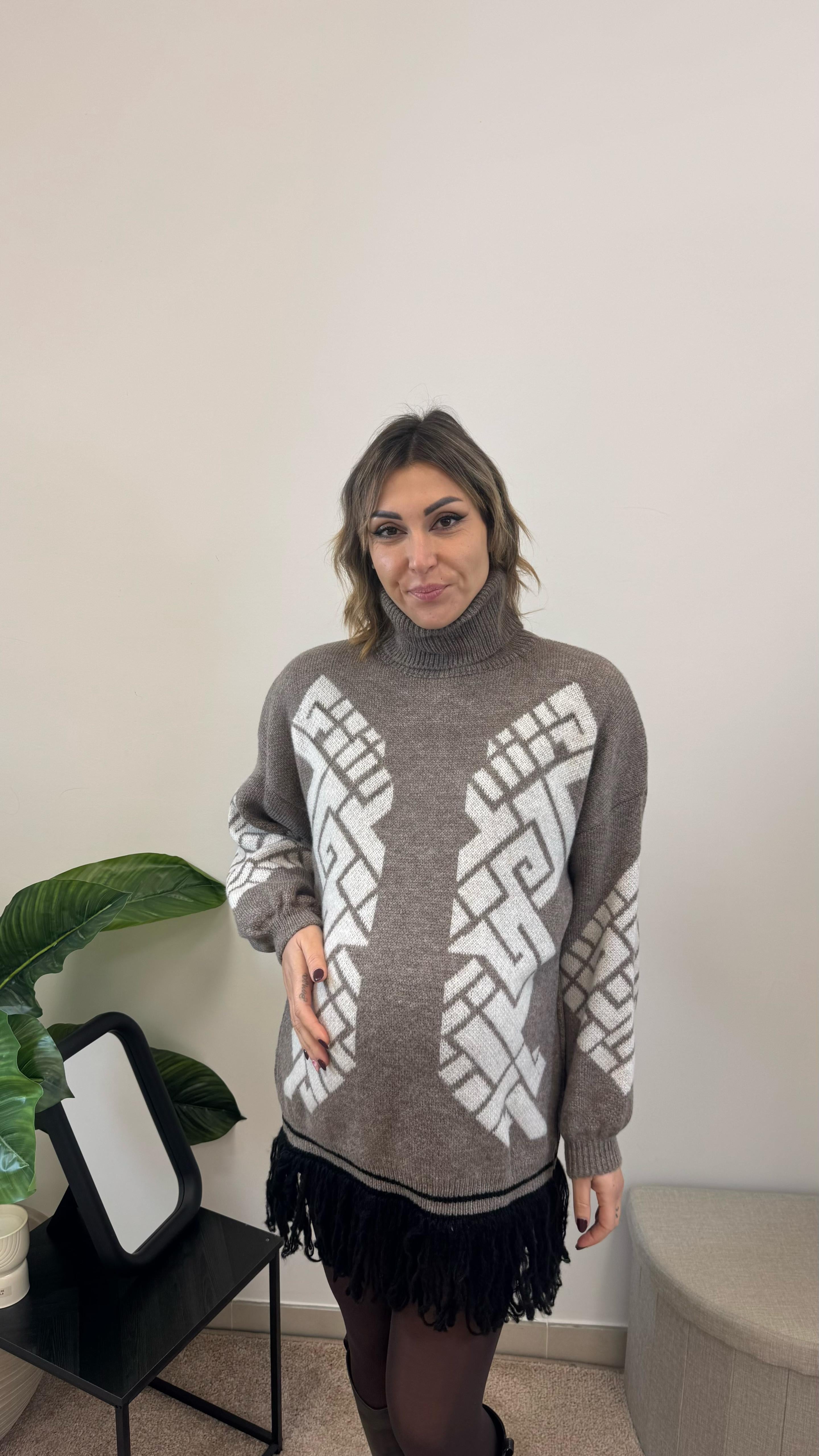 Maxi Pull Jacquard con Frange