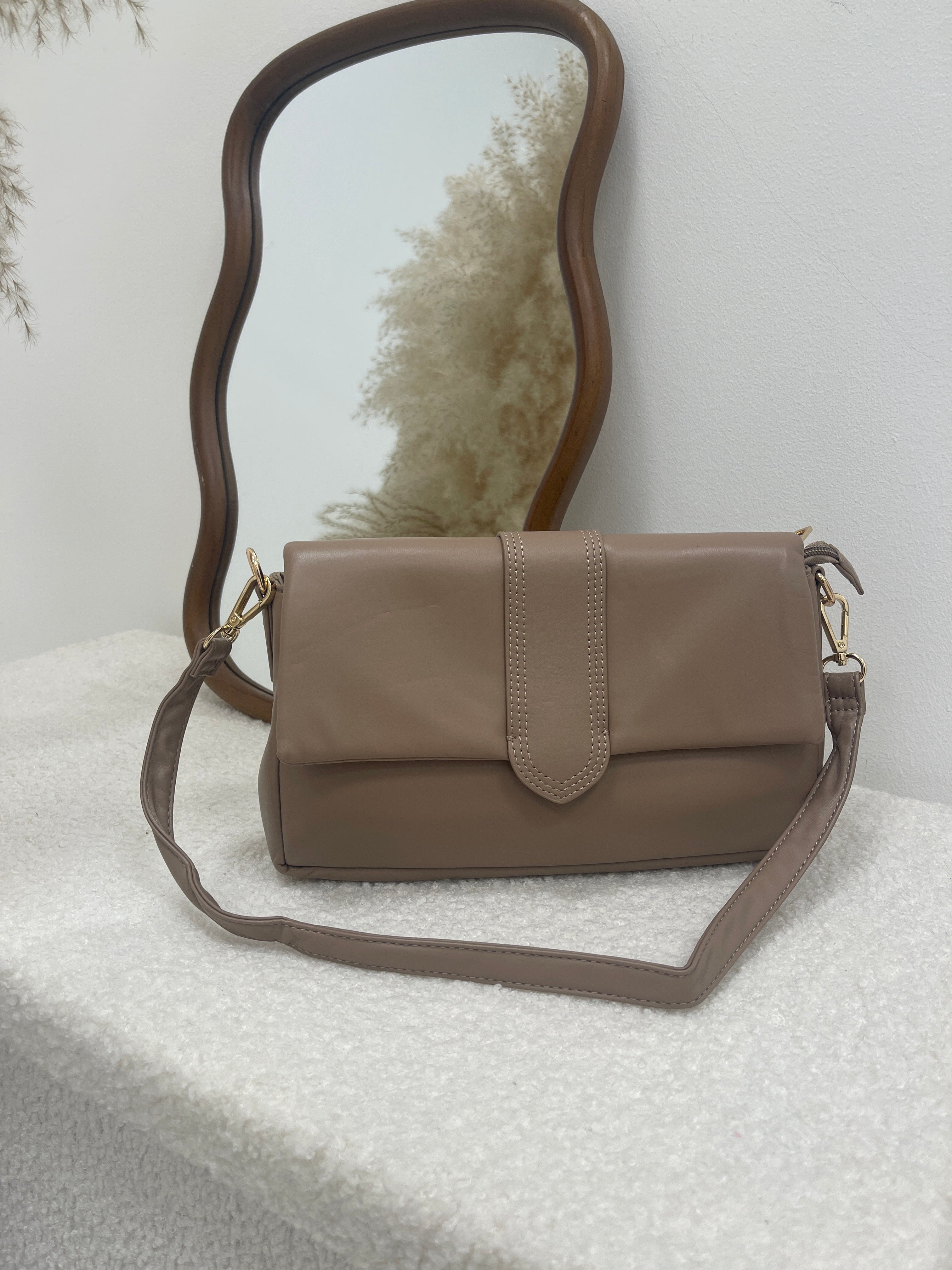 Bag Inspo J. Taupe
