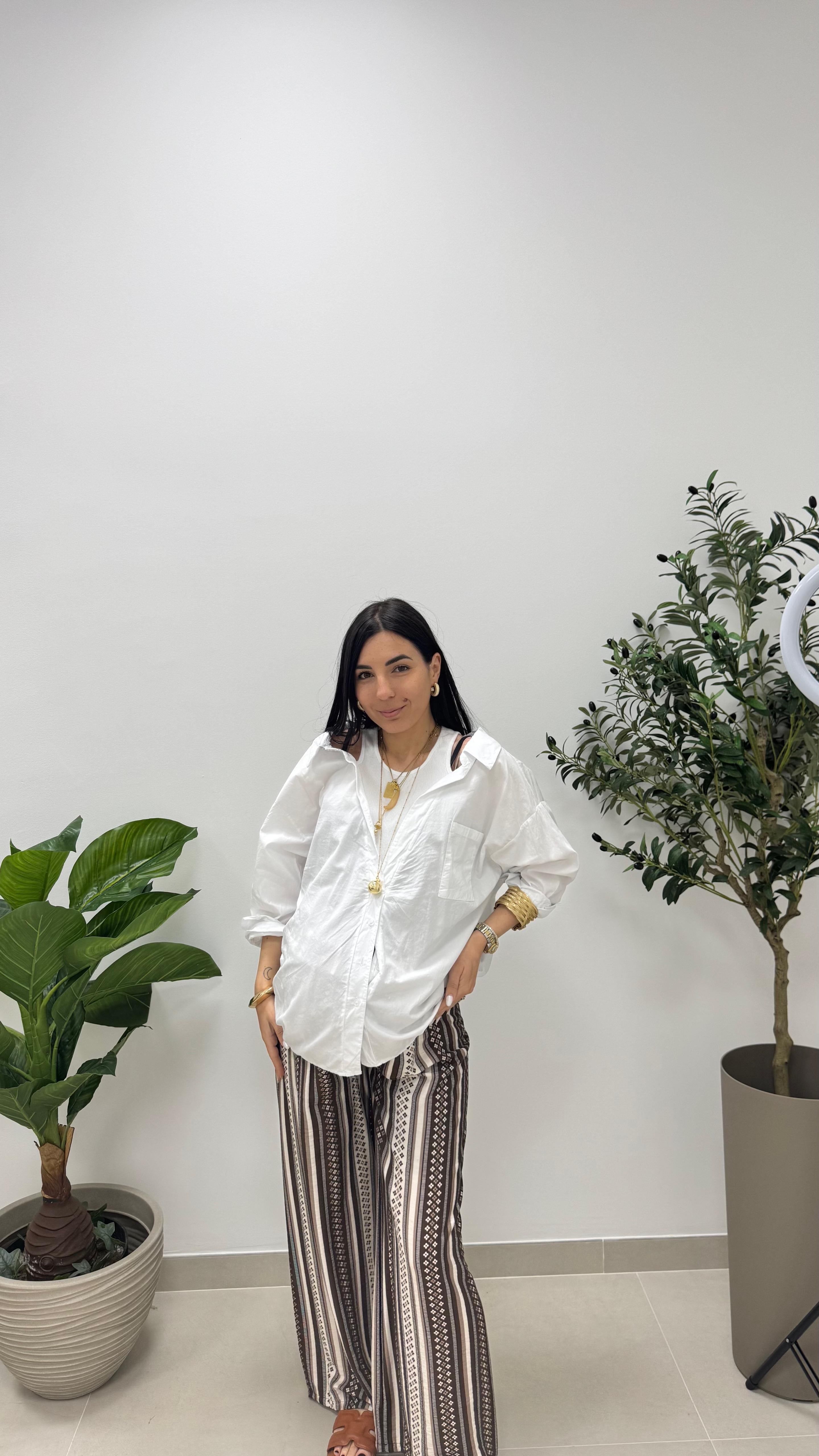 Camicia over Canotta cucita Bianco