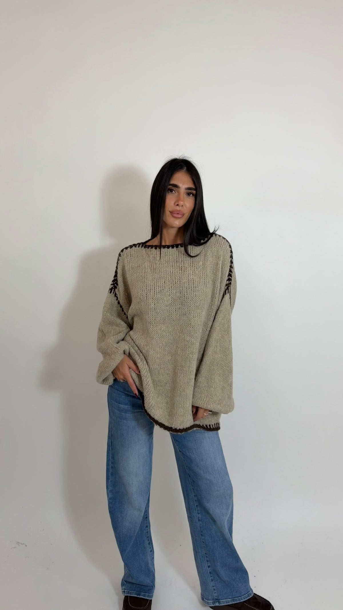 Pull Contrast Stitch Ecru