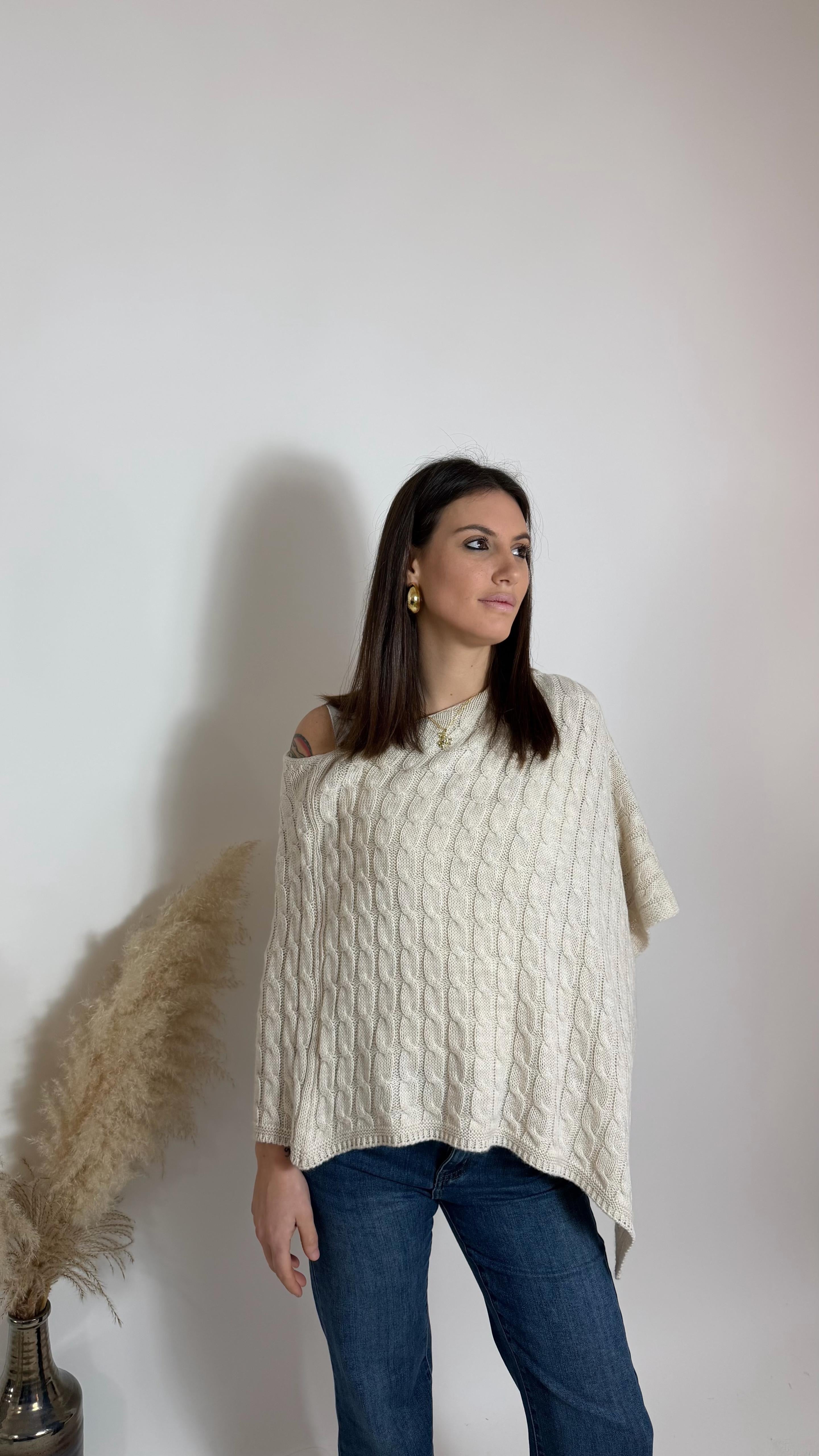 Mantella In Maglia Burro