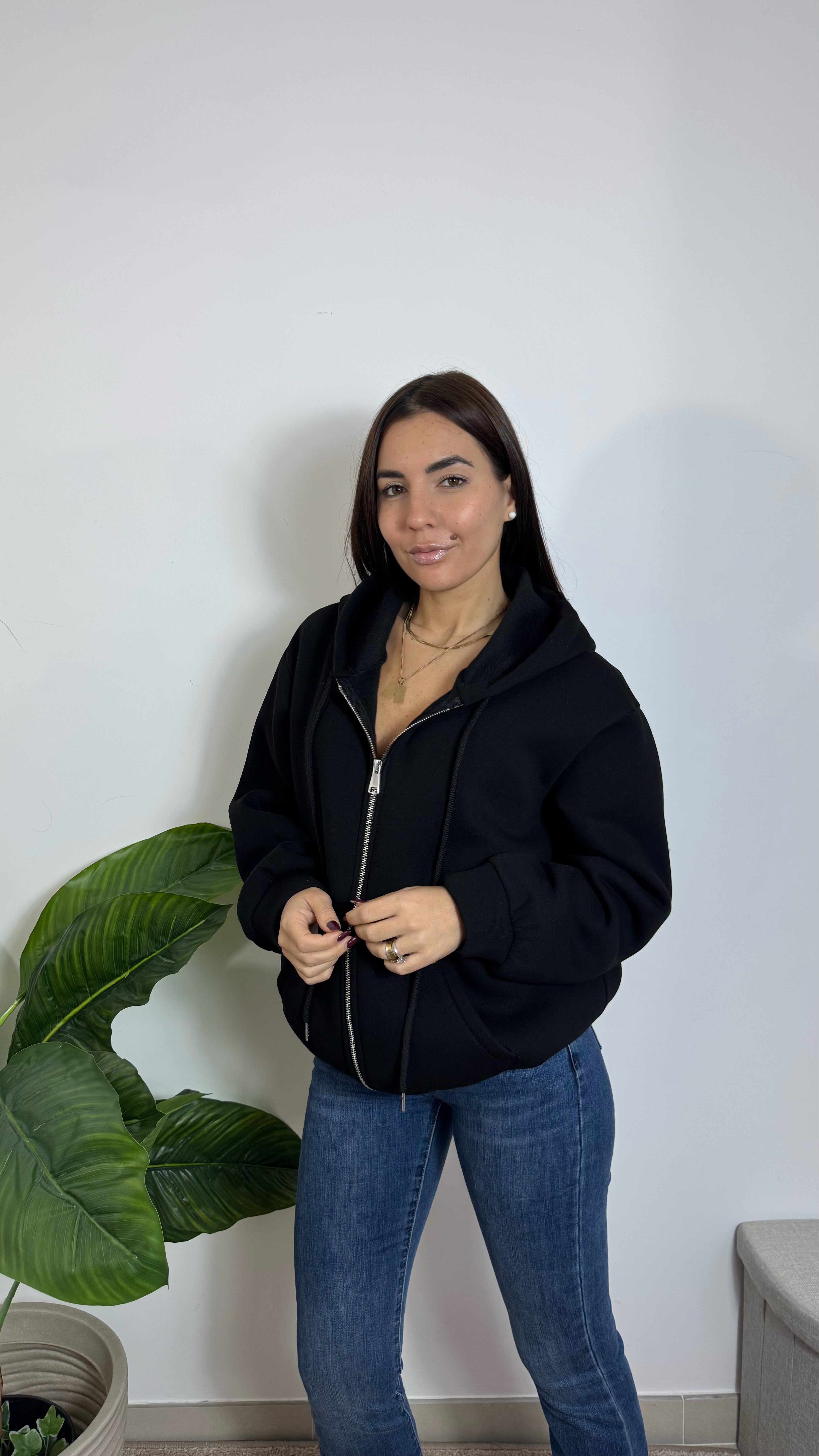 Felpa Puffy Con Zip Nera