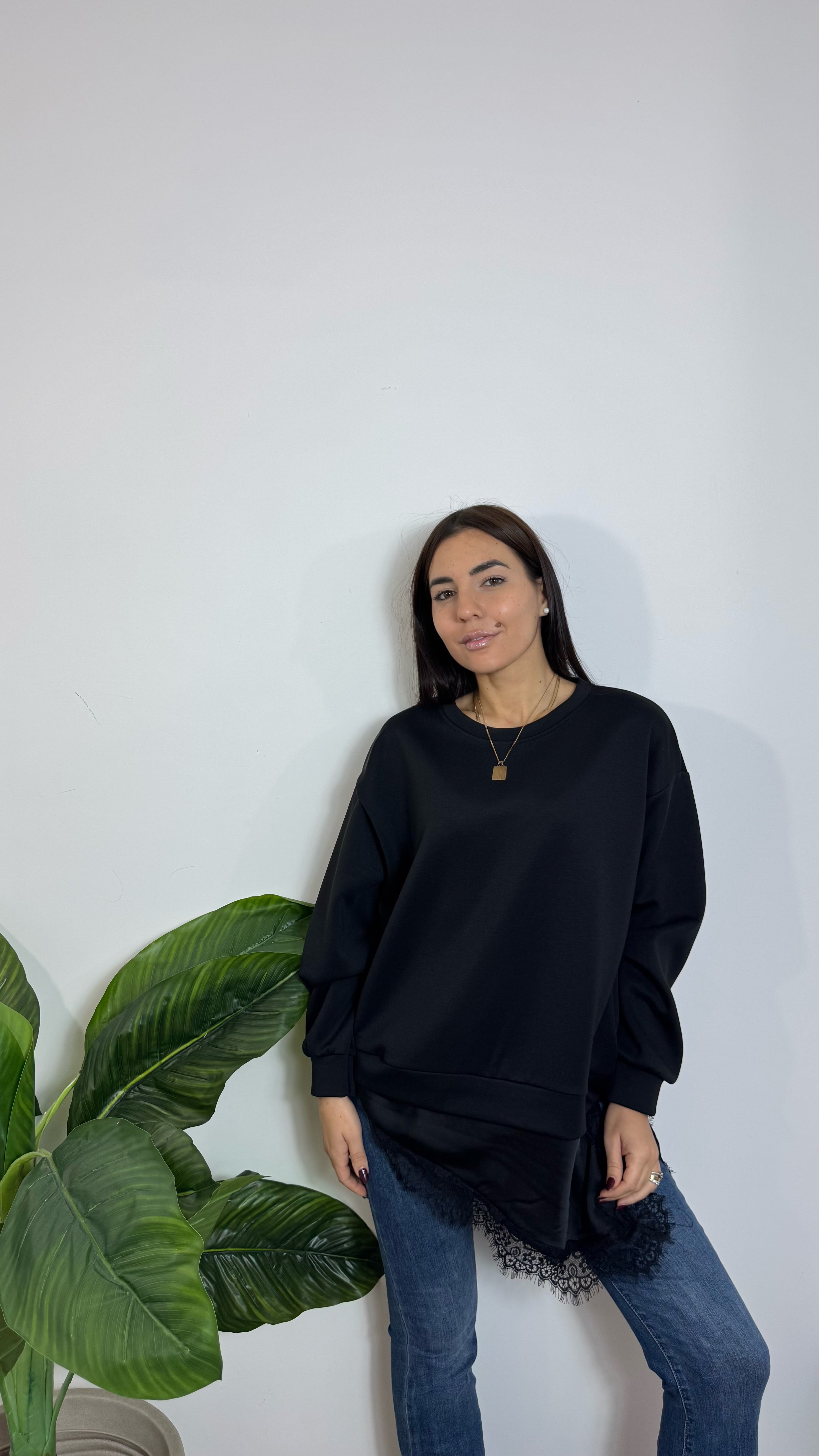 Felpa Comfy Lace Nera