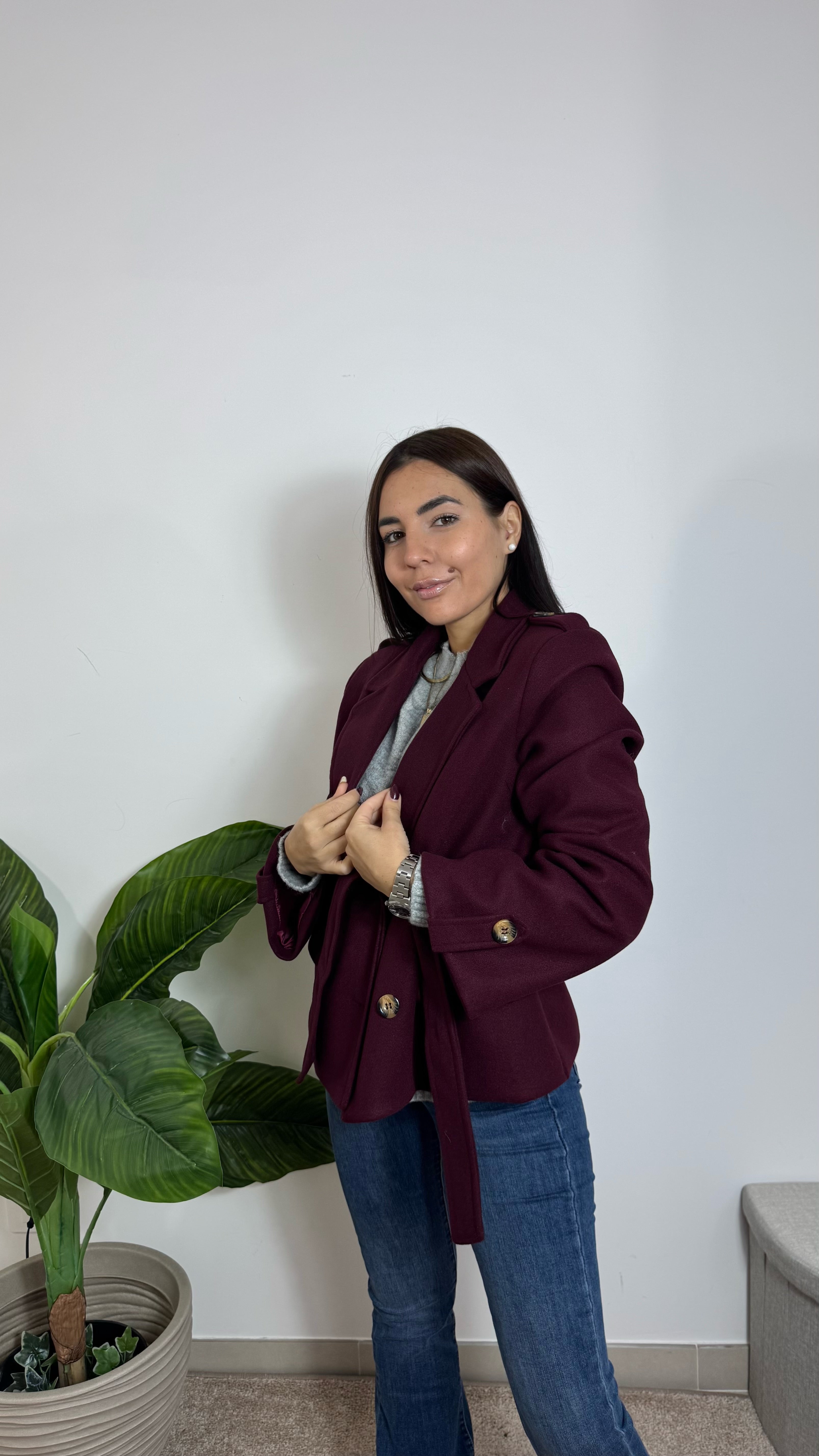 Mini Coat Con Cinta Burgundy