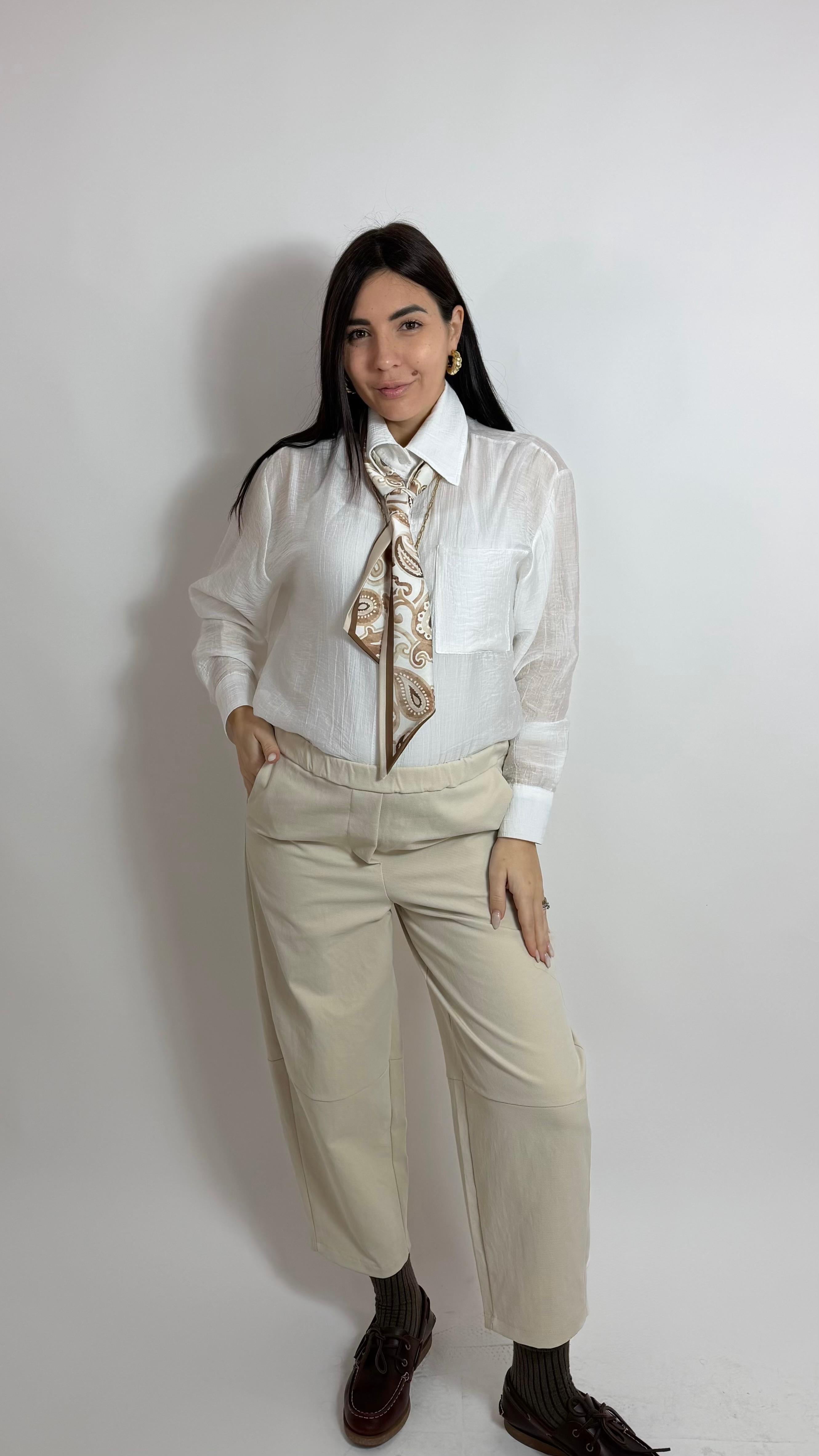 Pantalone Carrot Fit Burro