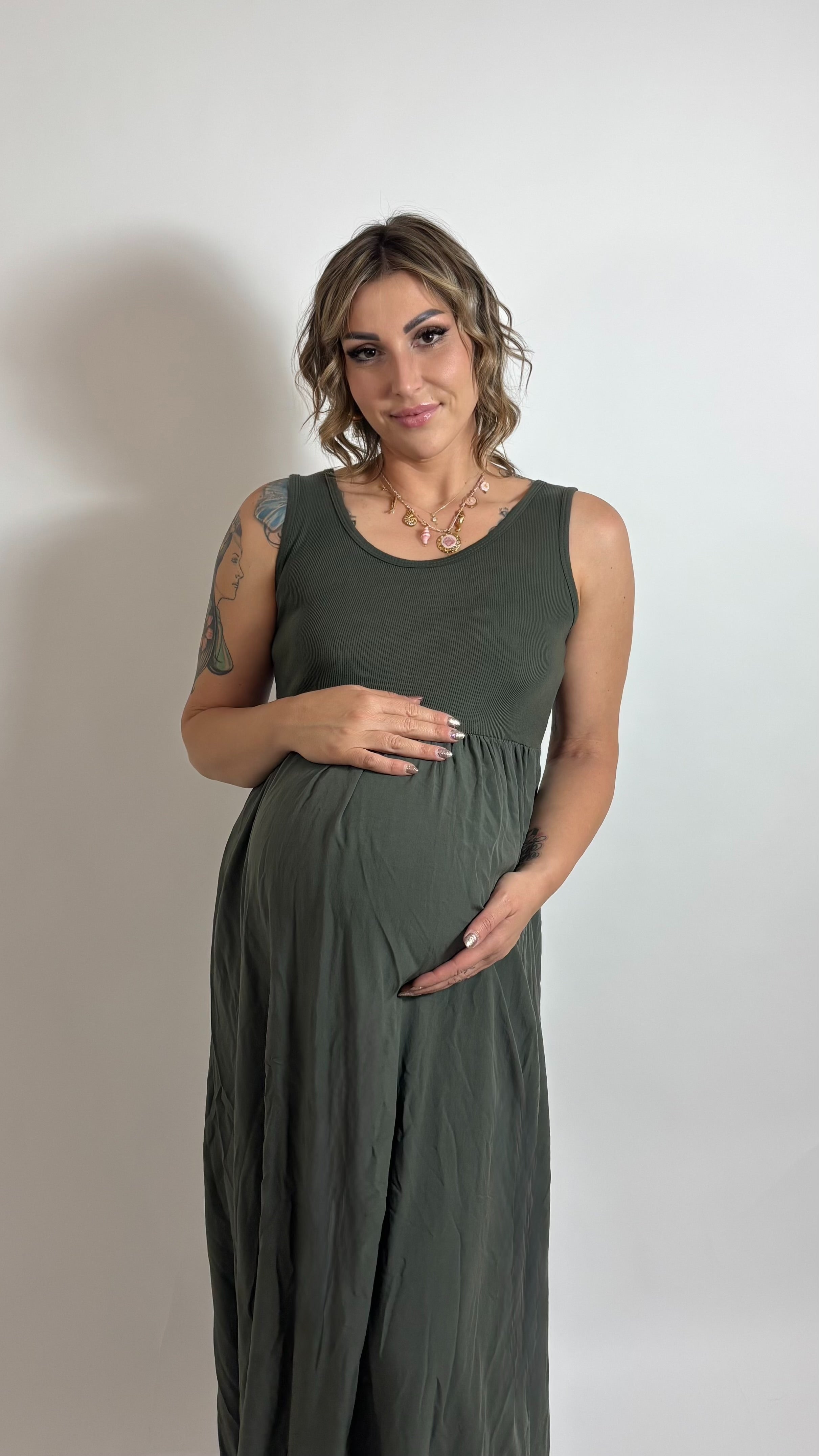 Abito Basic Tank Verde Utility