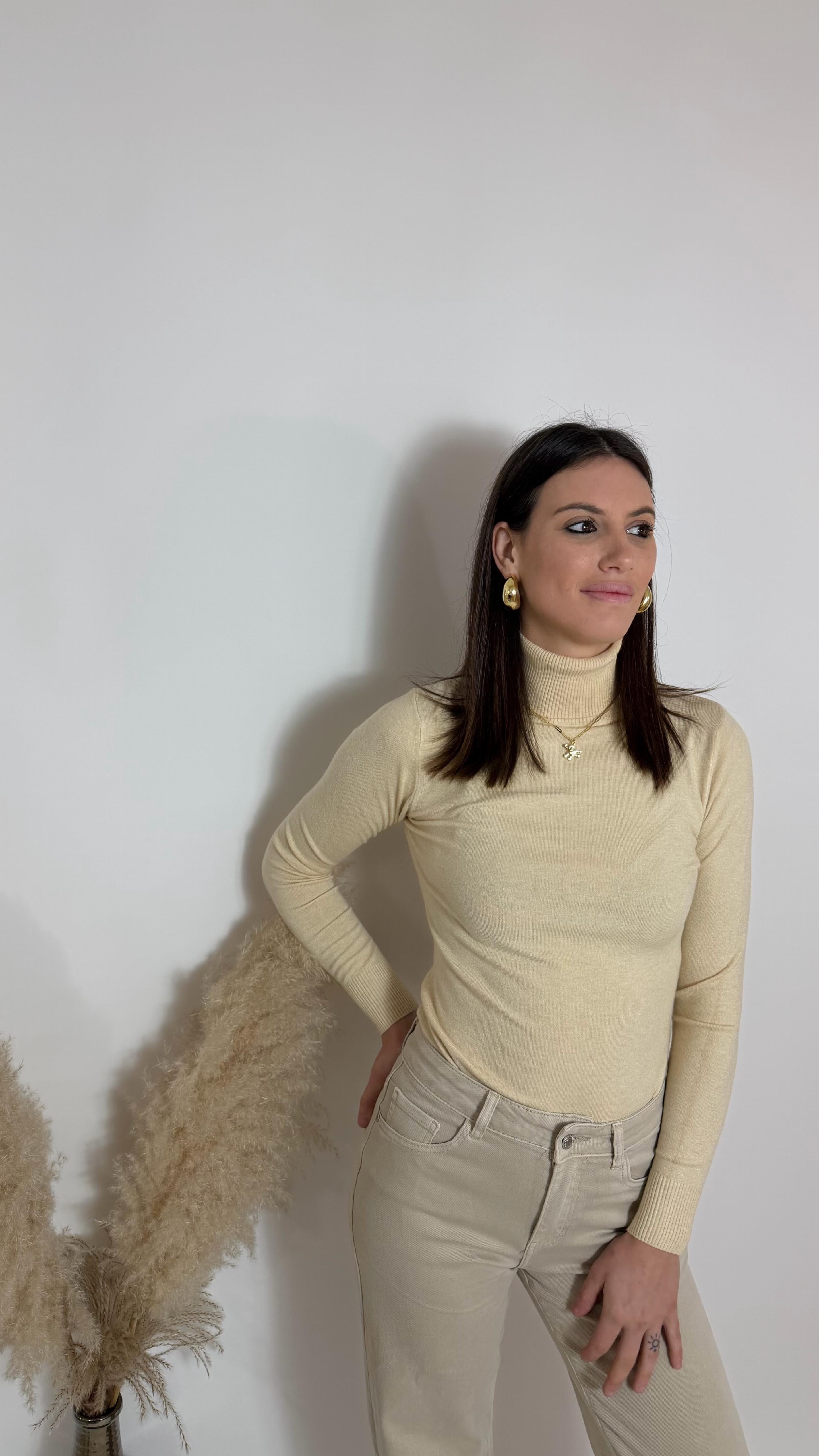 Pull Be You Collo Alto Crema