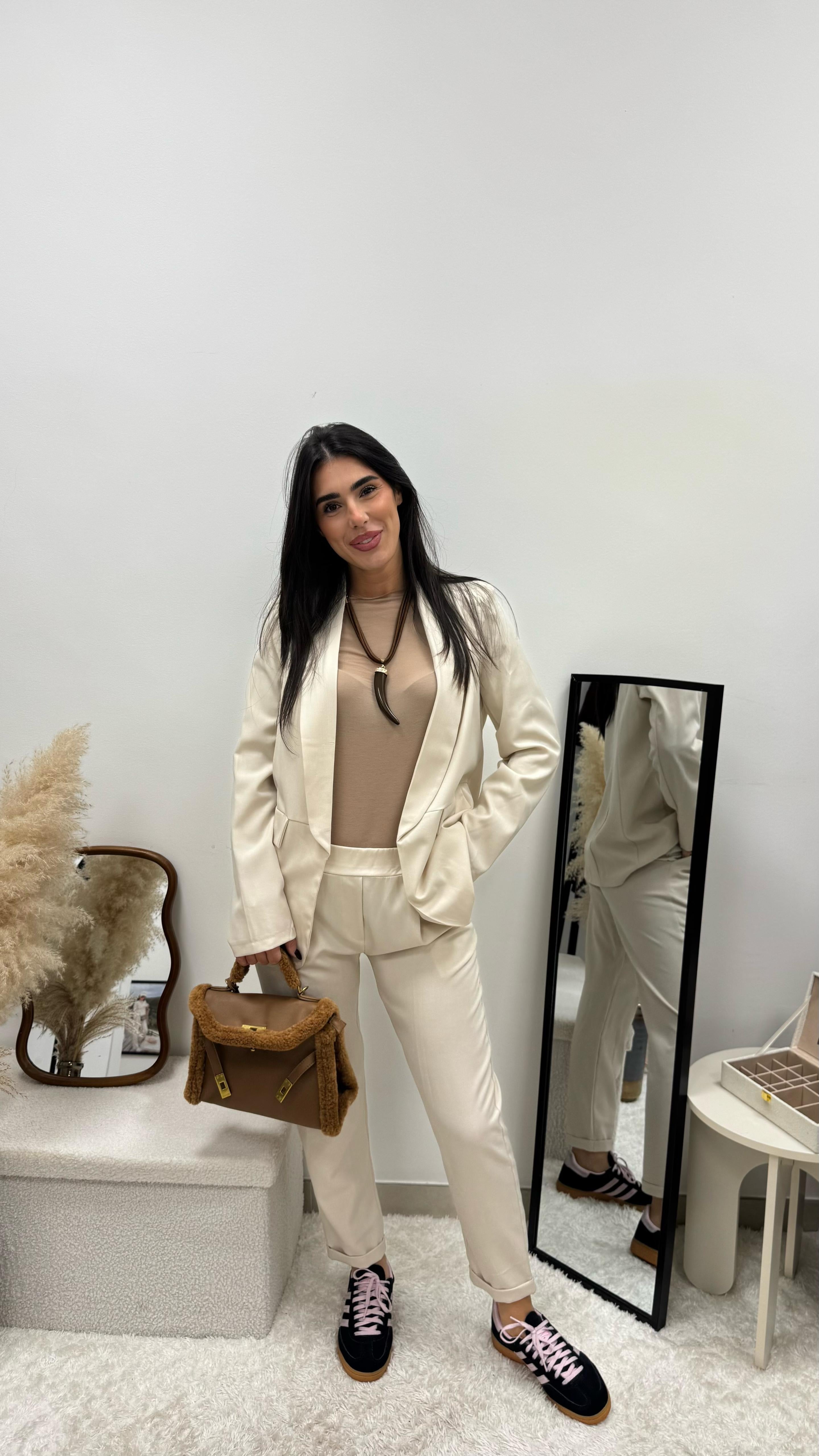 Tailleur Essential Burro