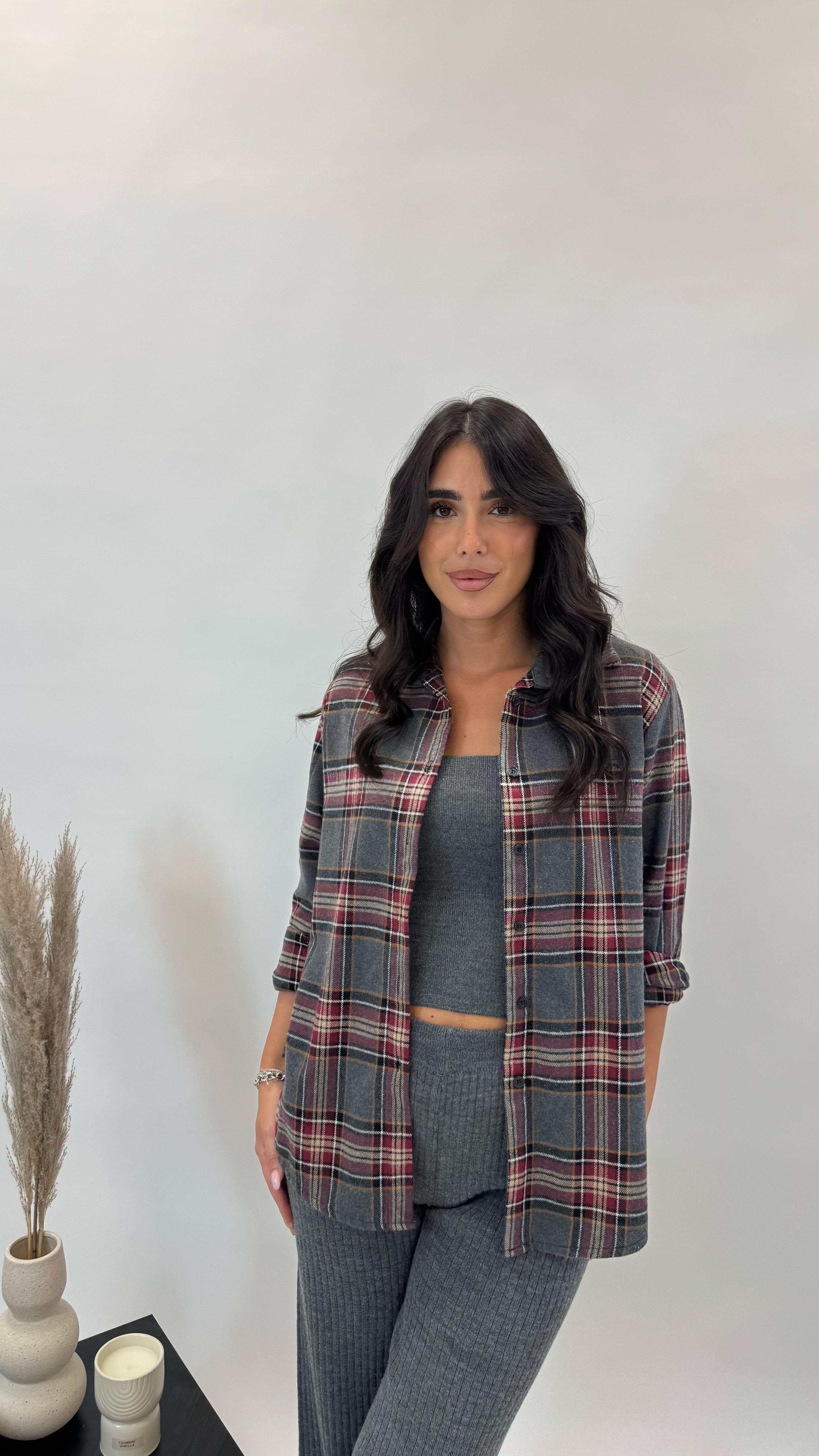 Set con Top in Maglia a Coste Grigio Perla