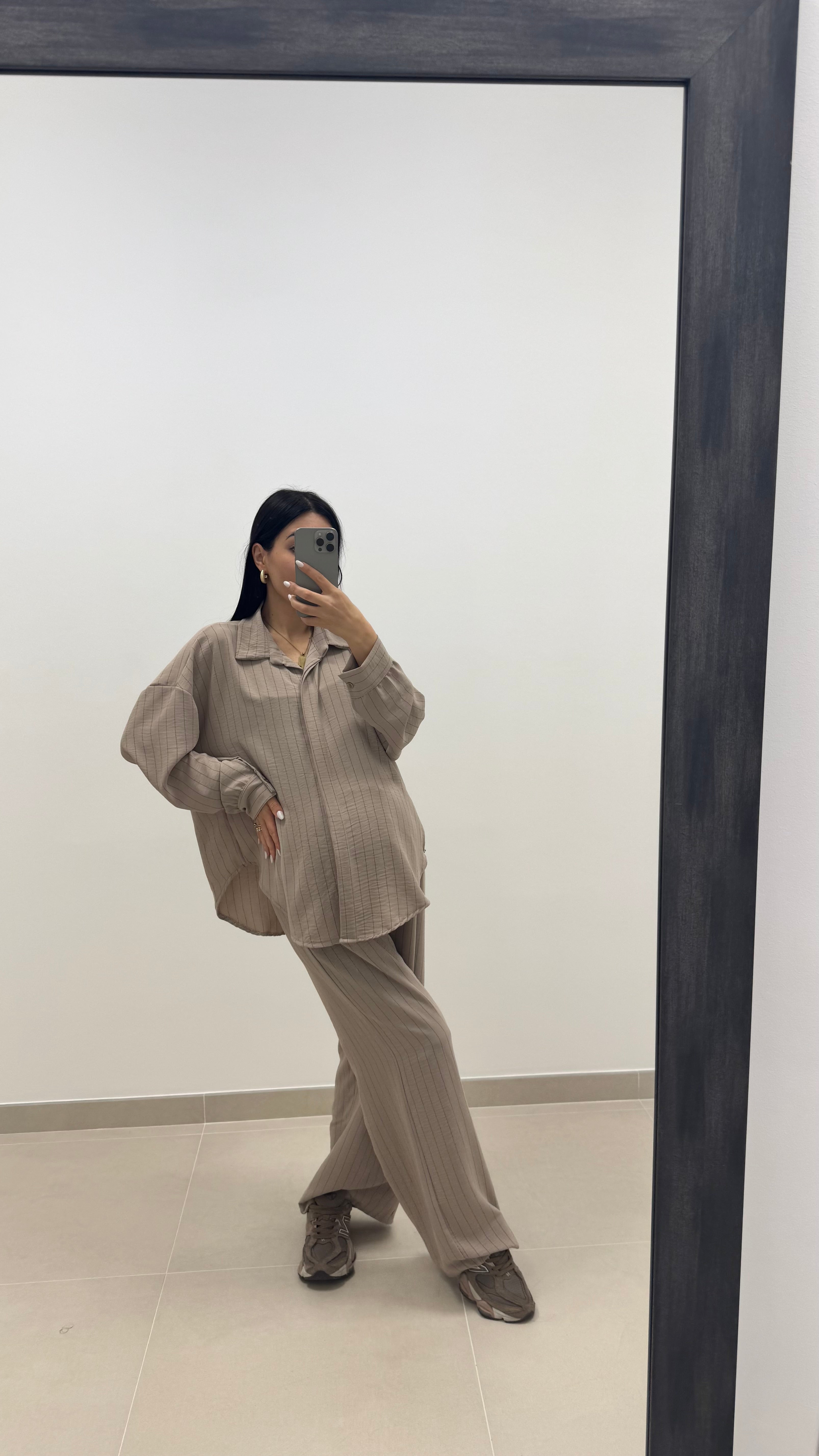 Gesso Set Fondo Tortora