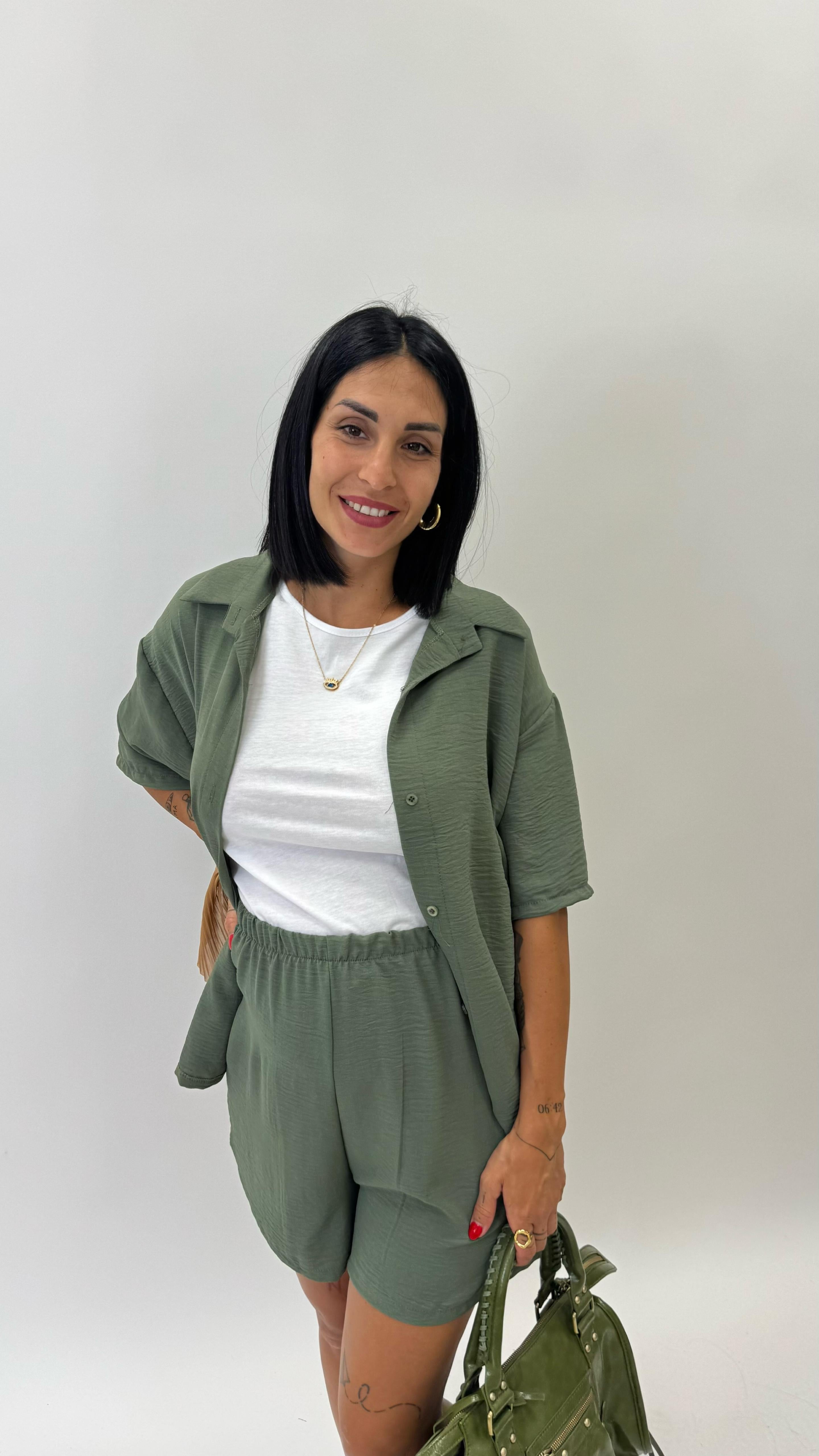 Set Utility Shorts e Camicia Verde Utility