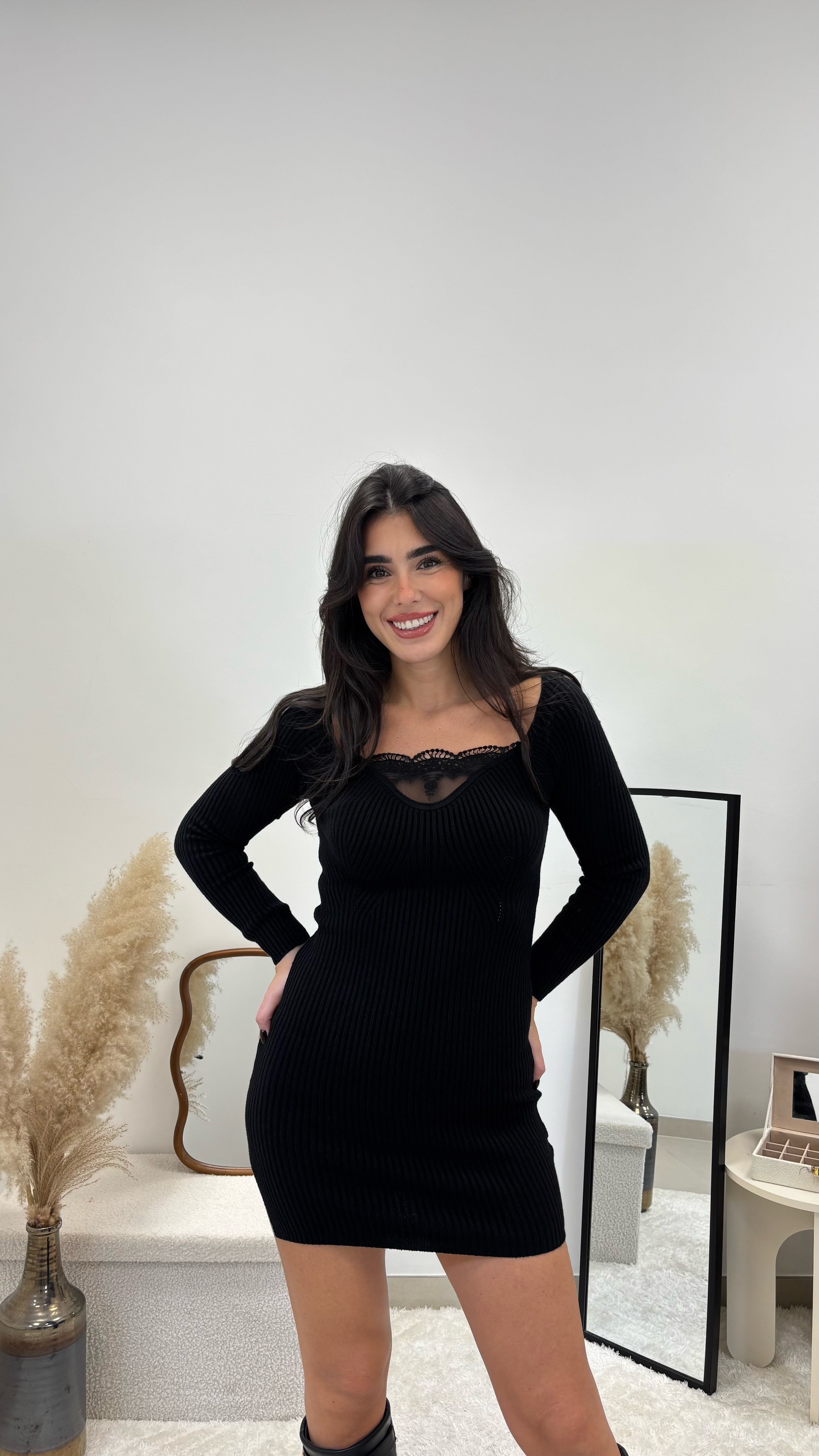 Abito Lace Charm Nero